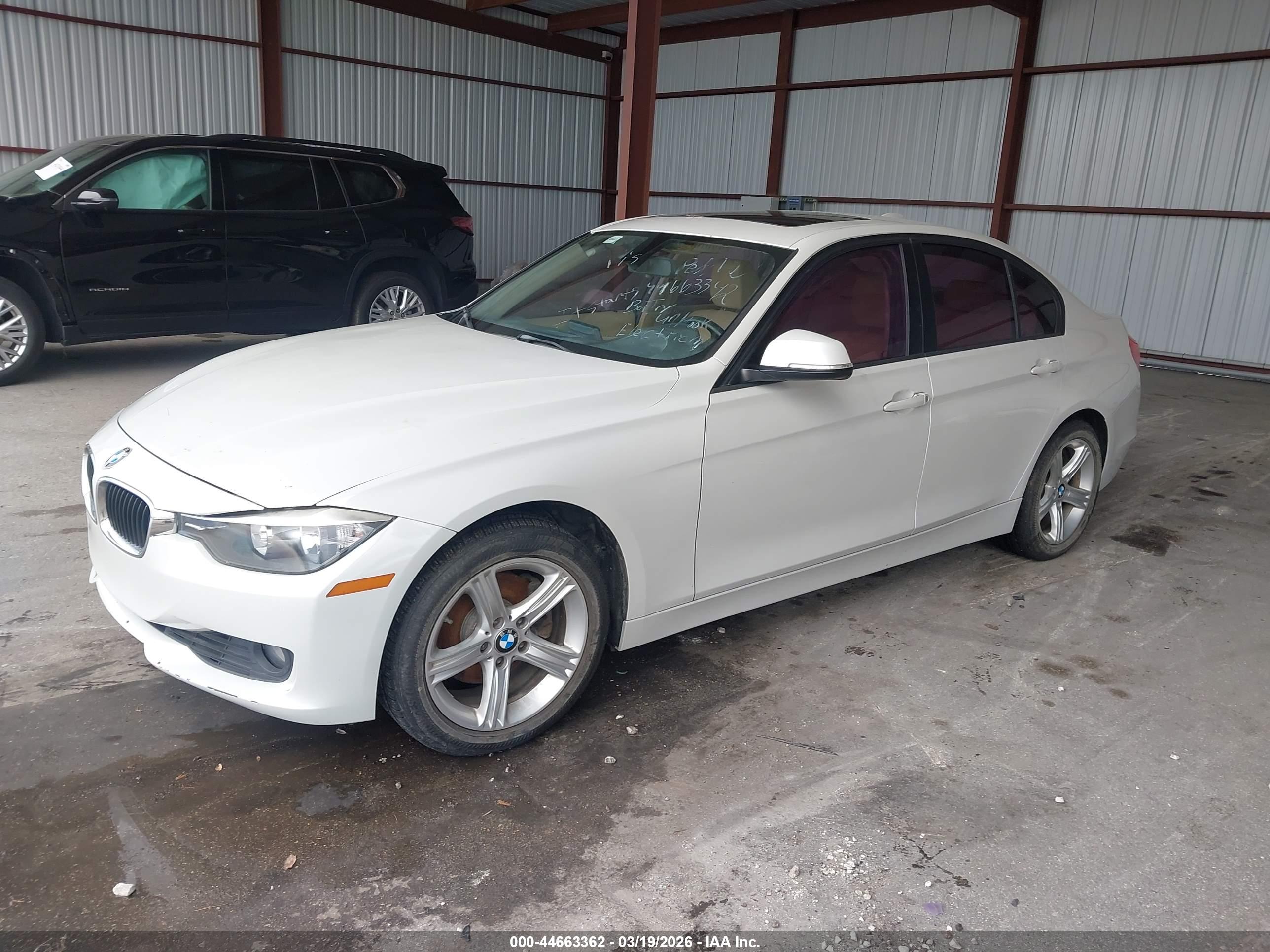 BMW 328I image 2