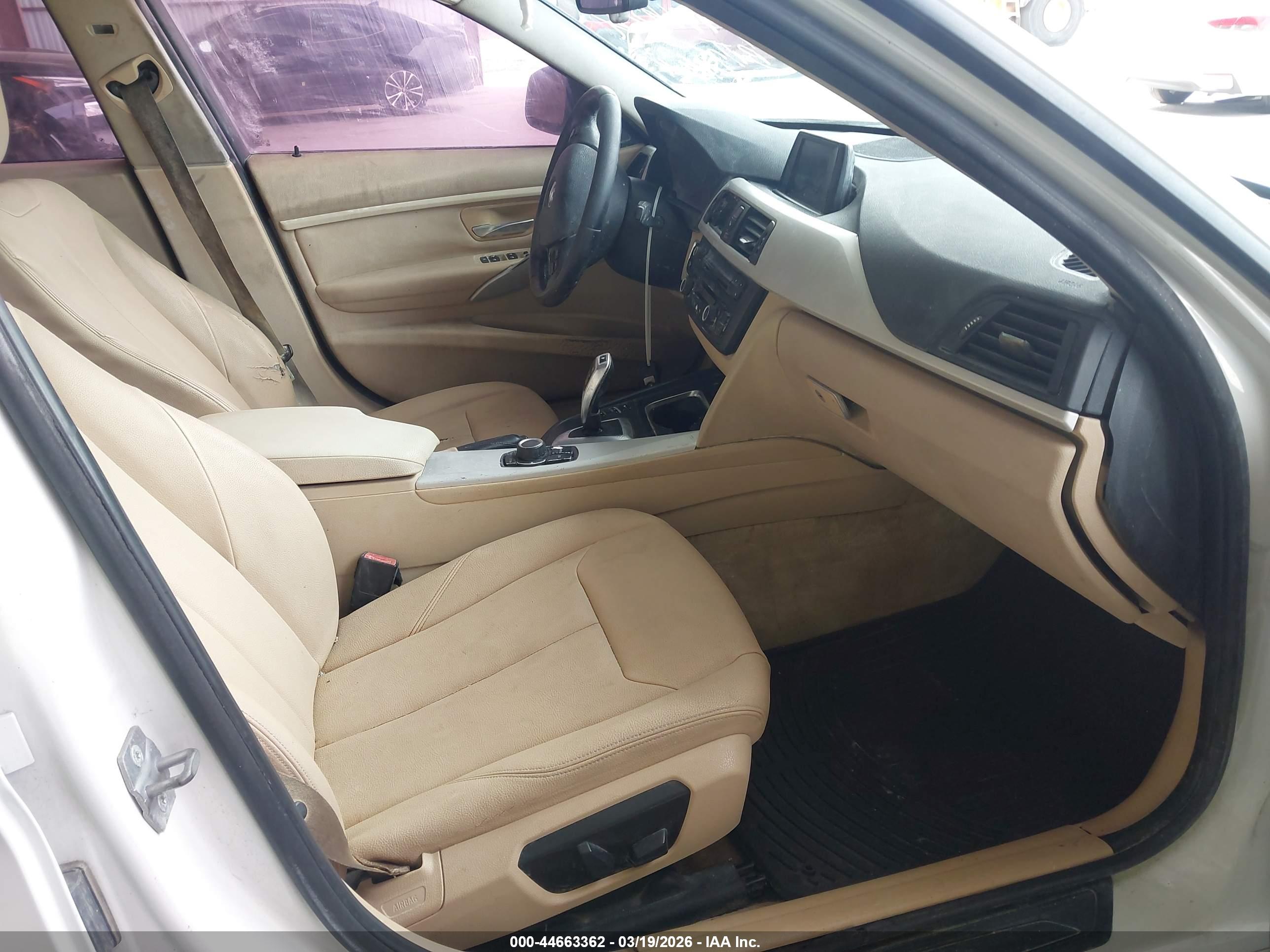 BMW 328I image 5