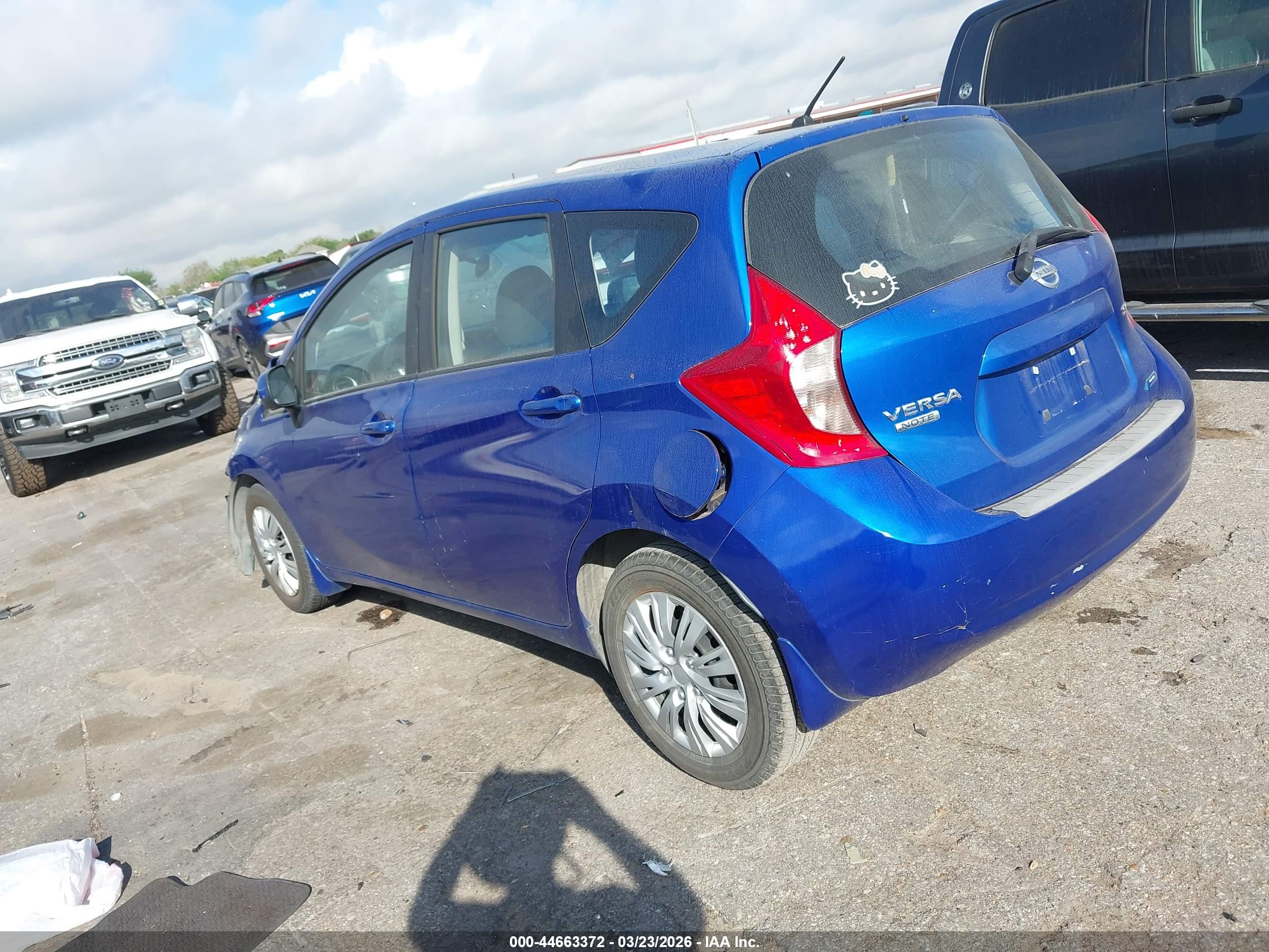 NISSAN VERSA image 3