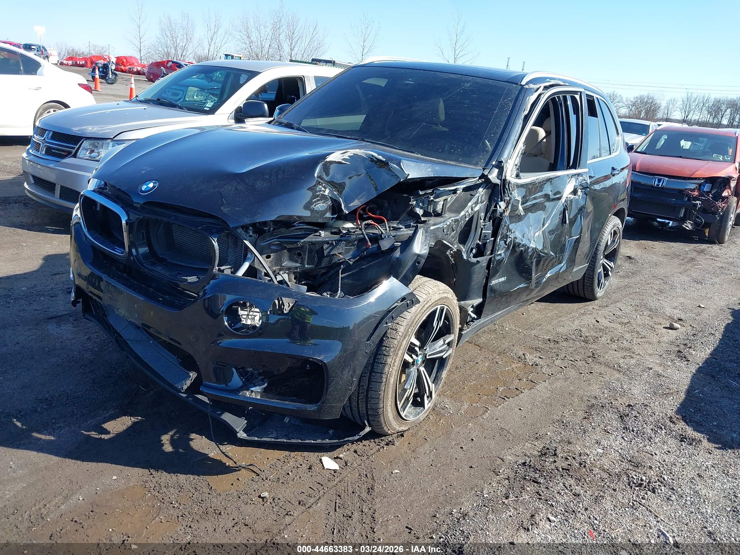 BMW X5 image 2