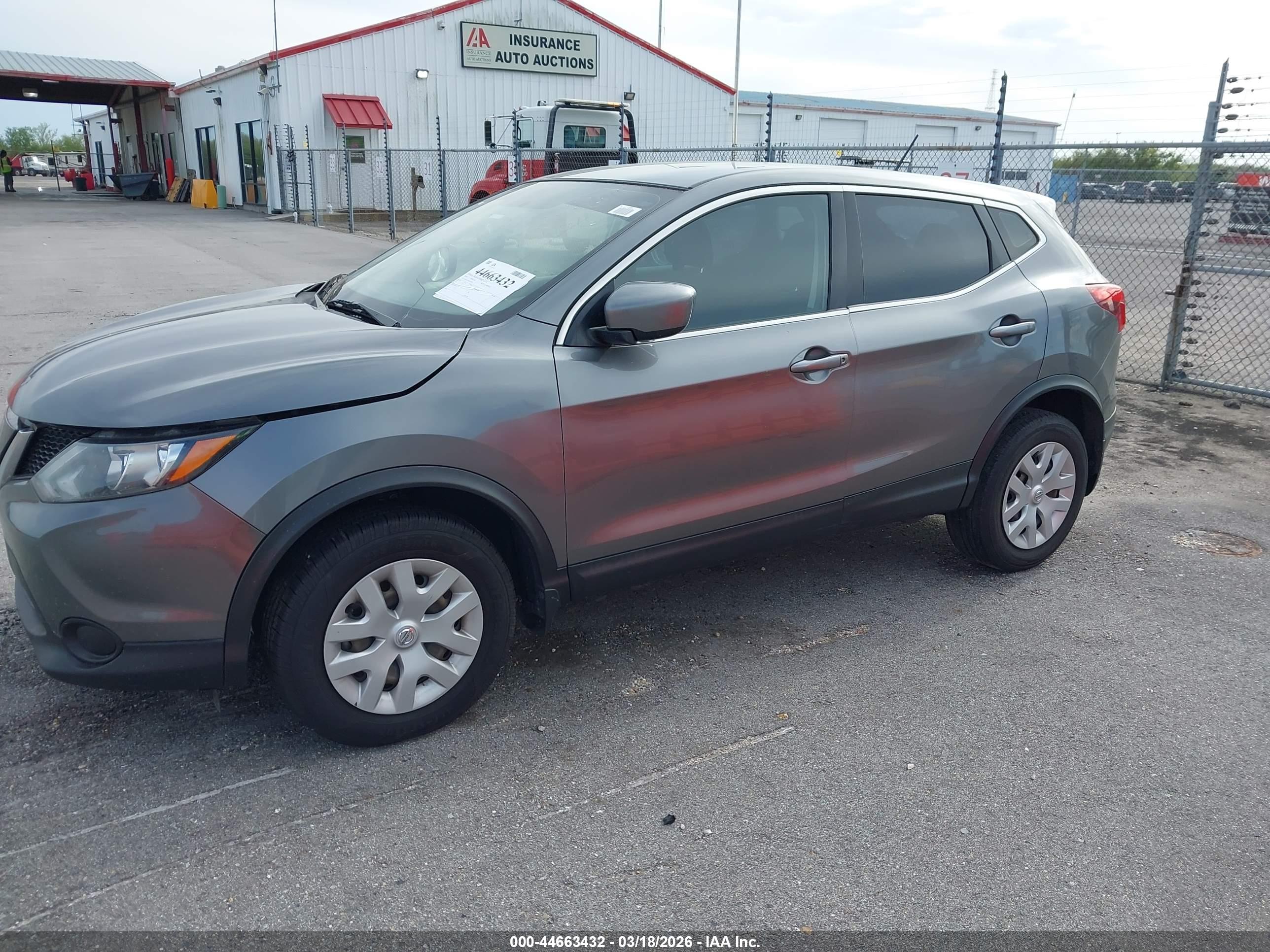 NISSAN ROGUE image 6