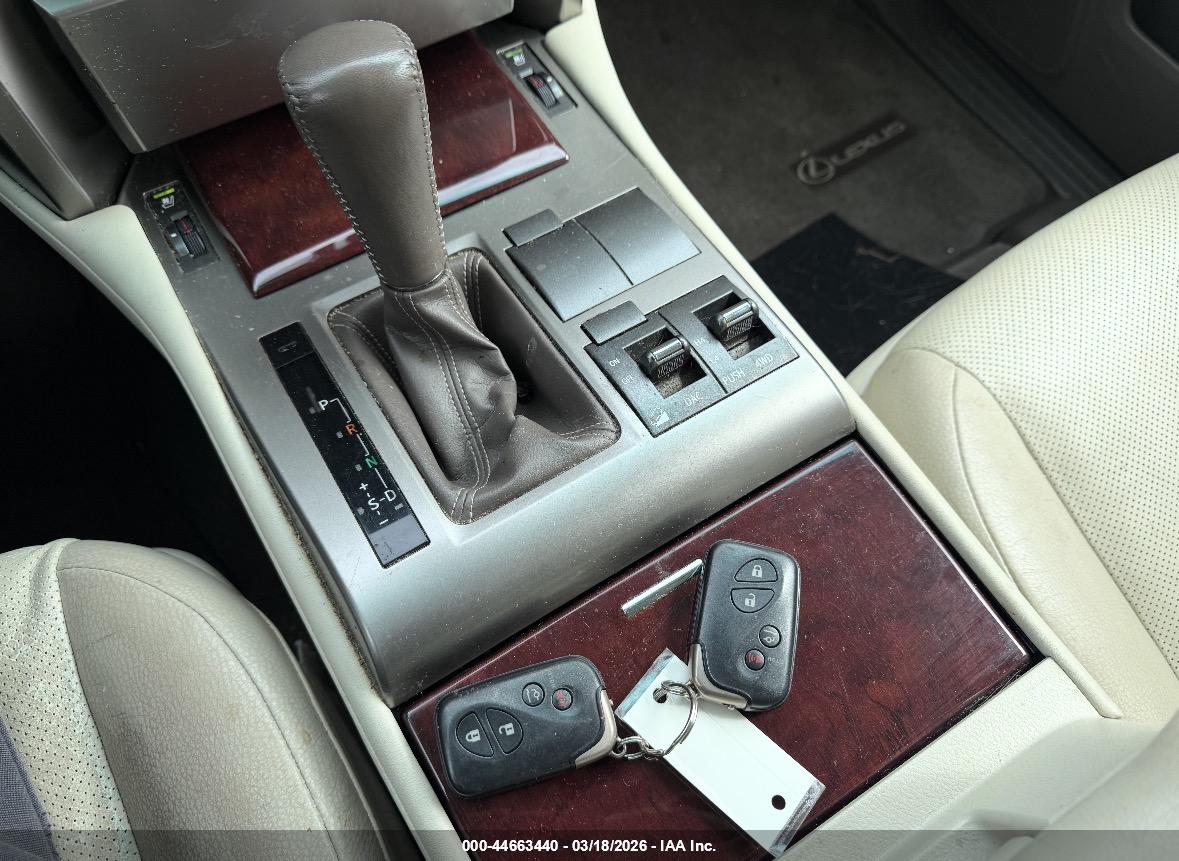 LEXUS GX image 11