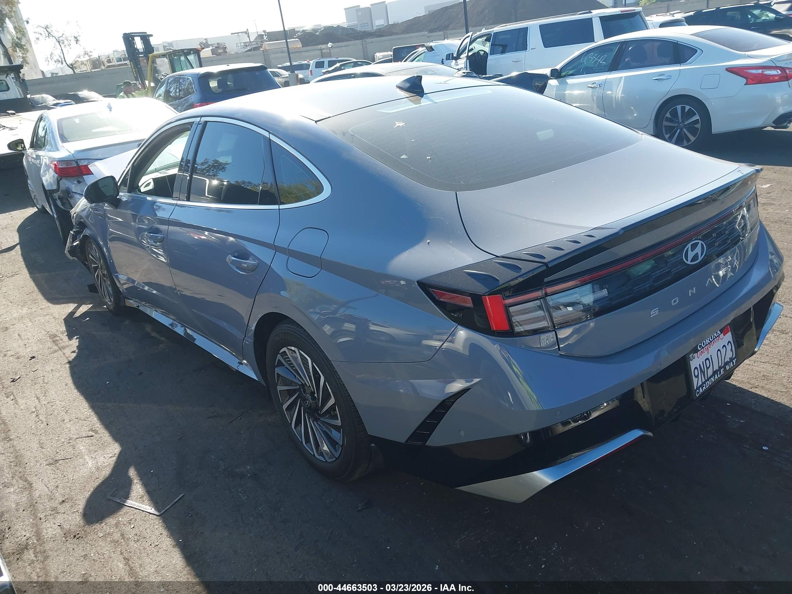 HYUNDAI SONATA image 3