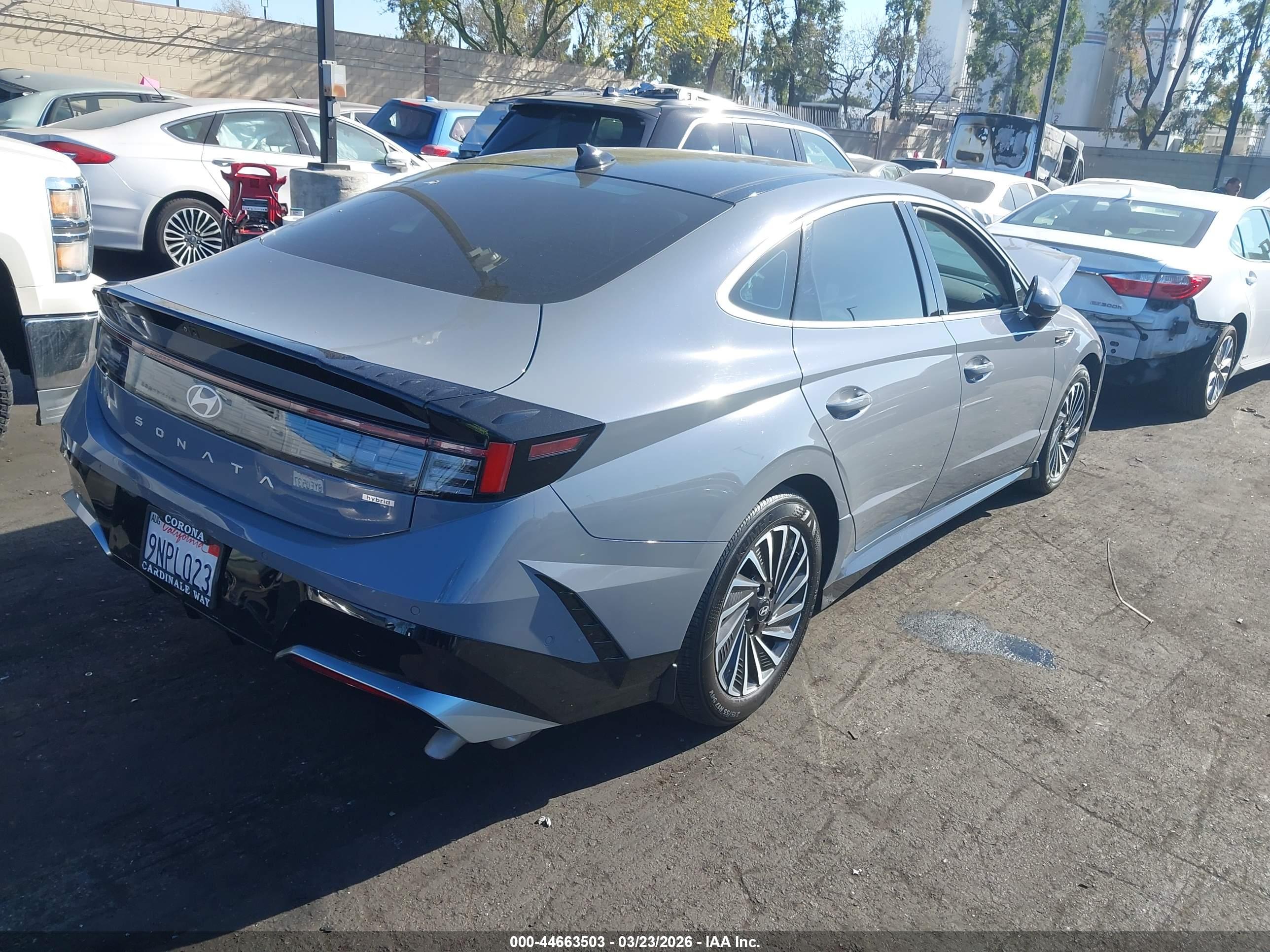 HYUNDAI SONATA image 4