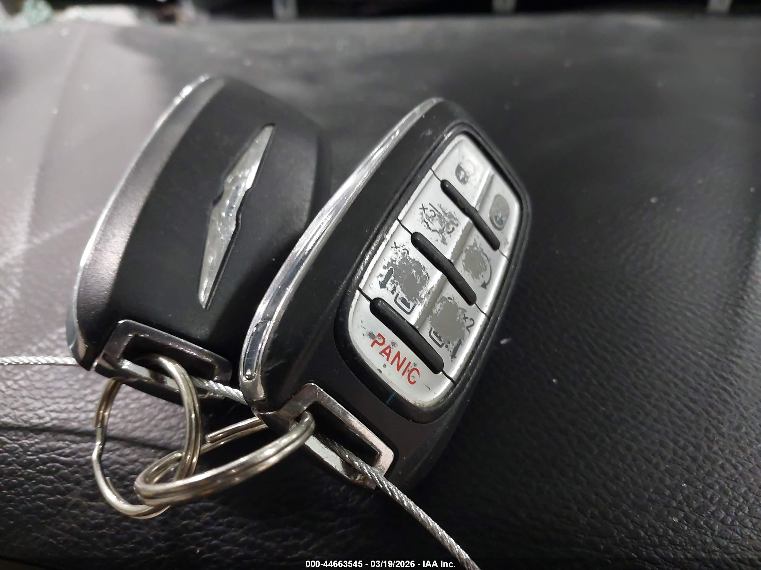 CHRYSLER PACIFICA image 11