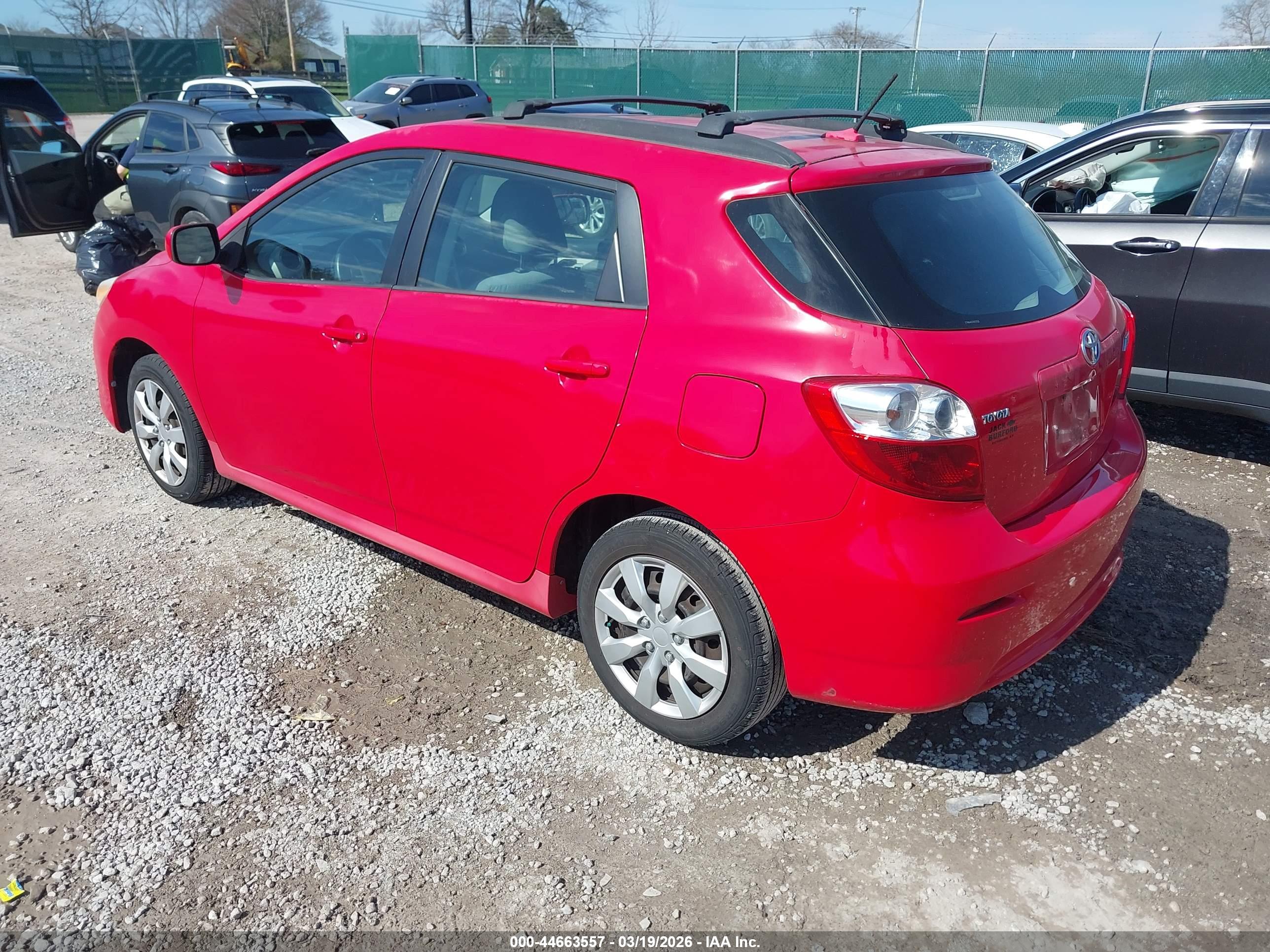TOYOTA MATRIX image 3