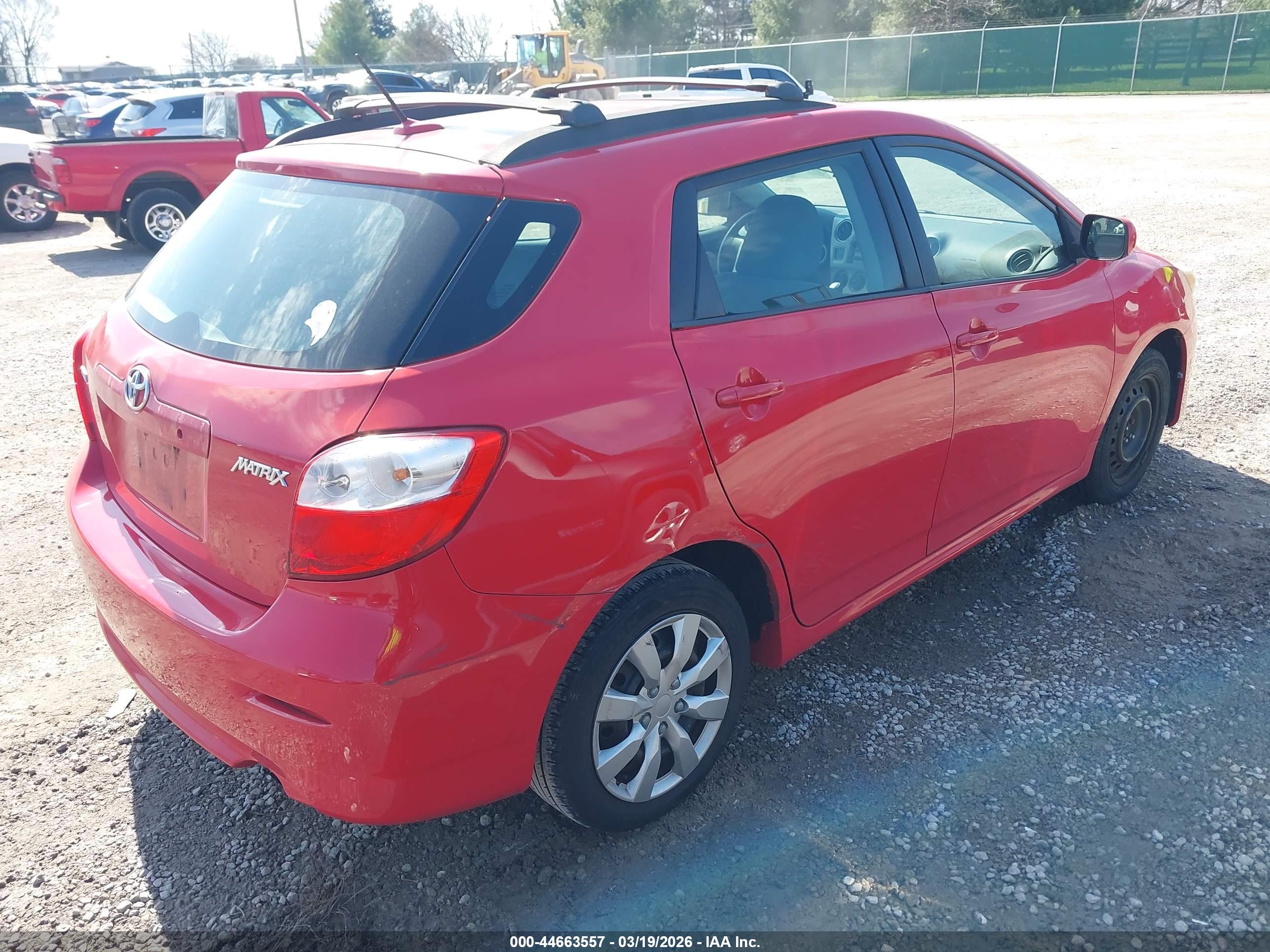 TOYOTA MATRIX image 4