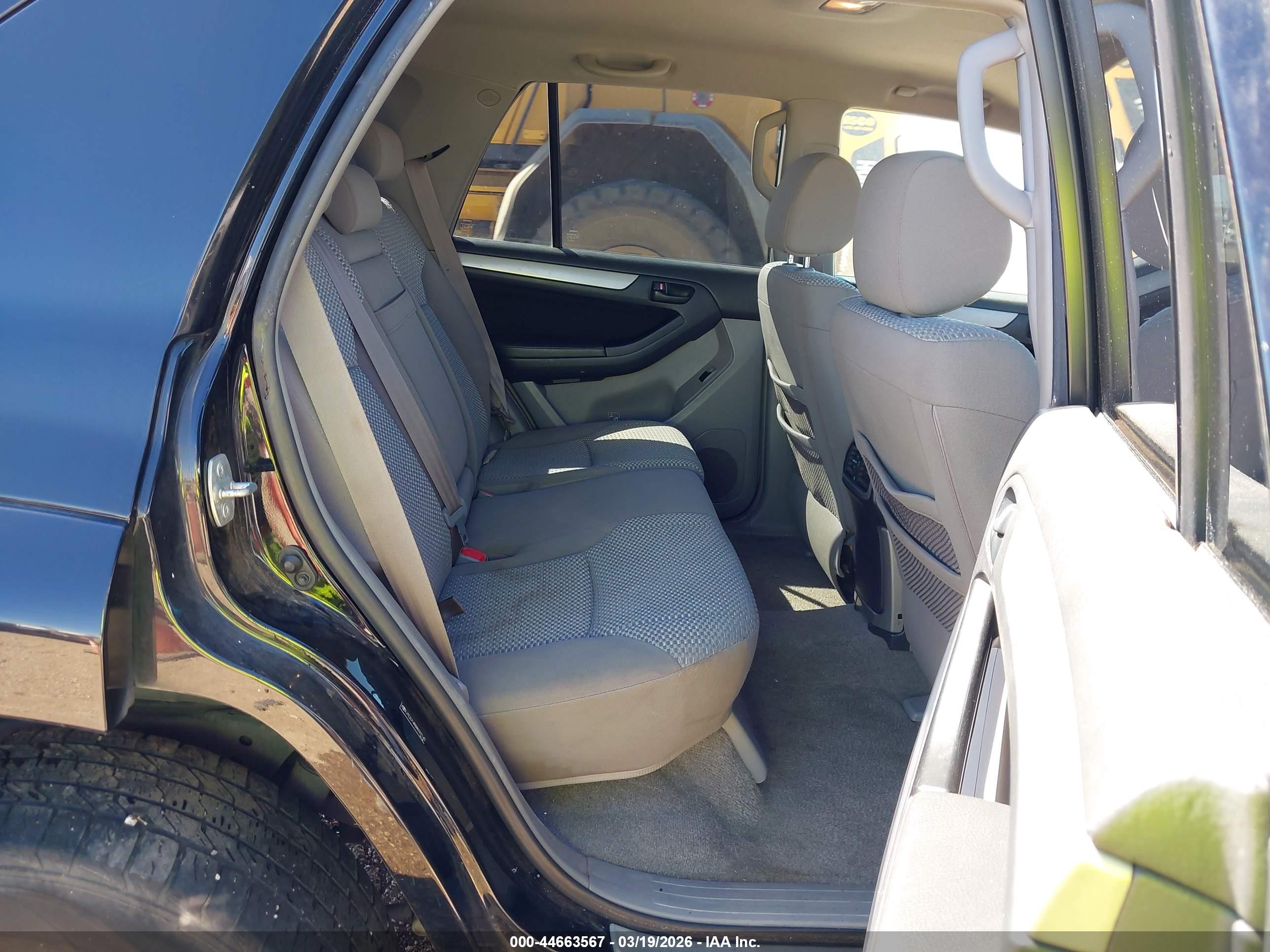 TOYOTA 4RUNNER image 8