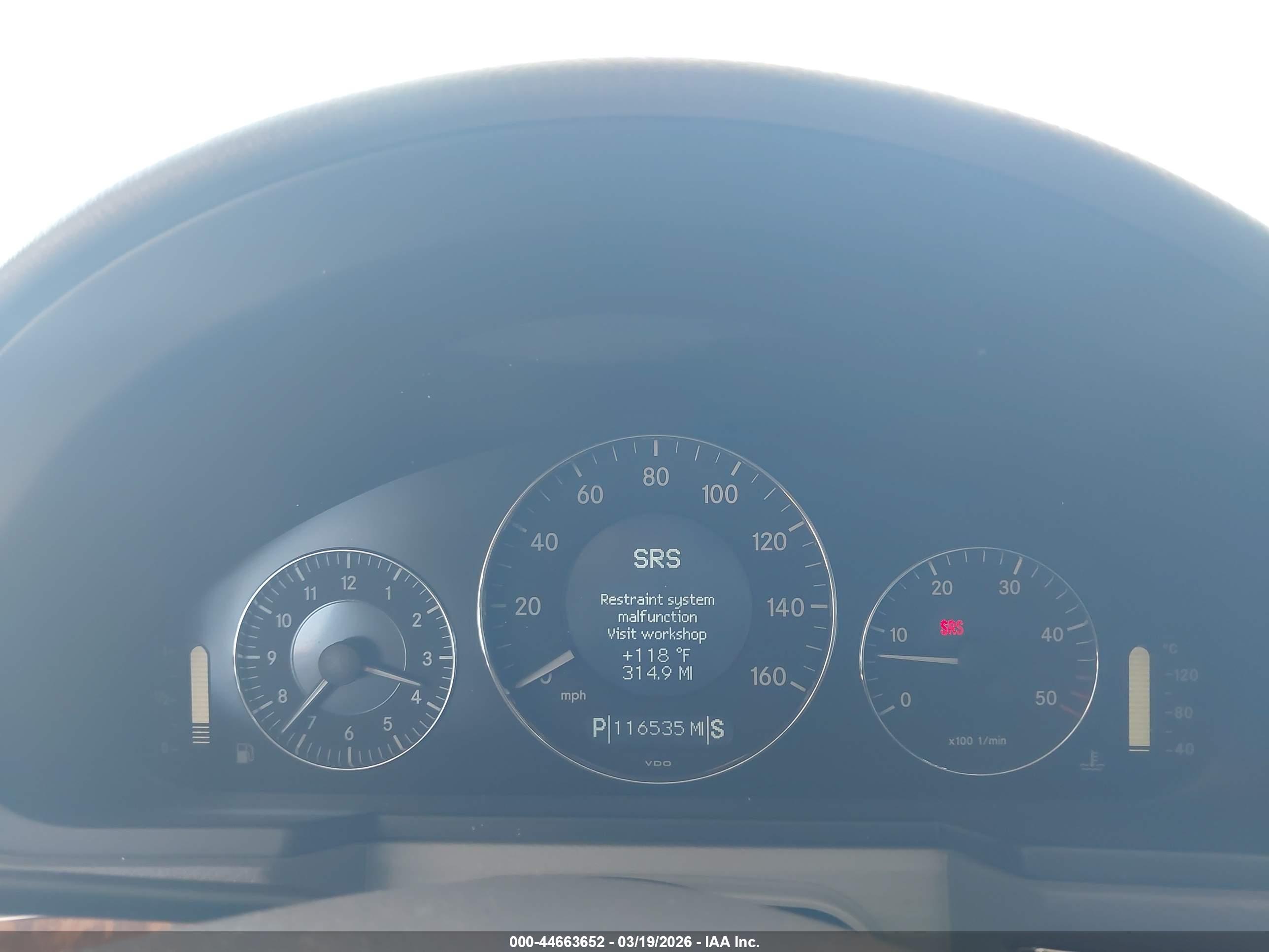 MERCEDES-BENZ E image 7