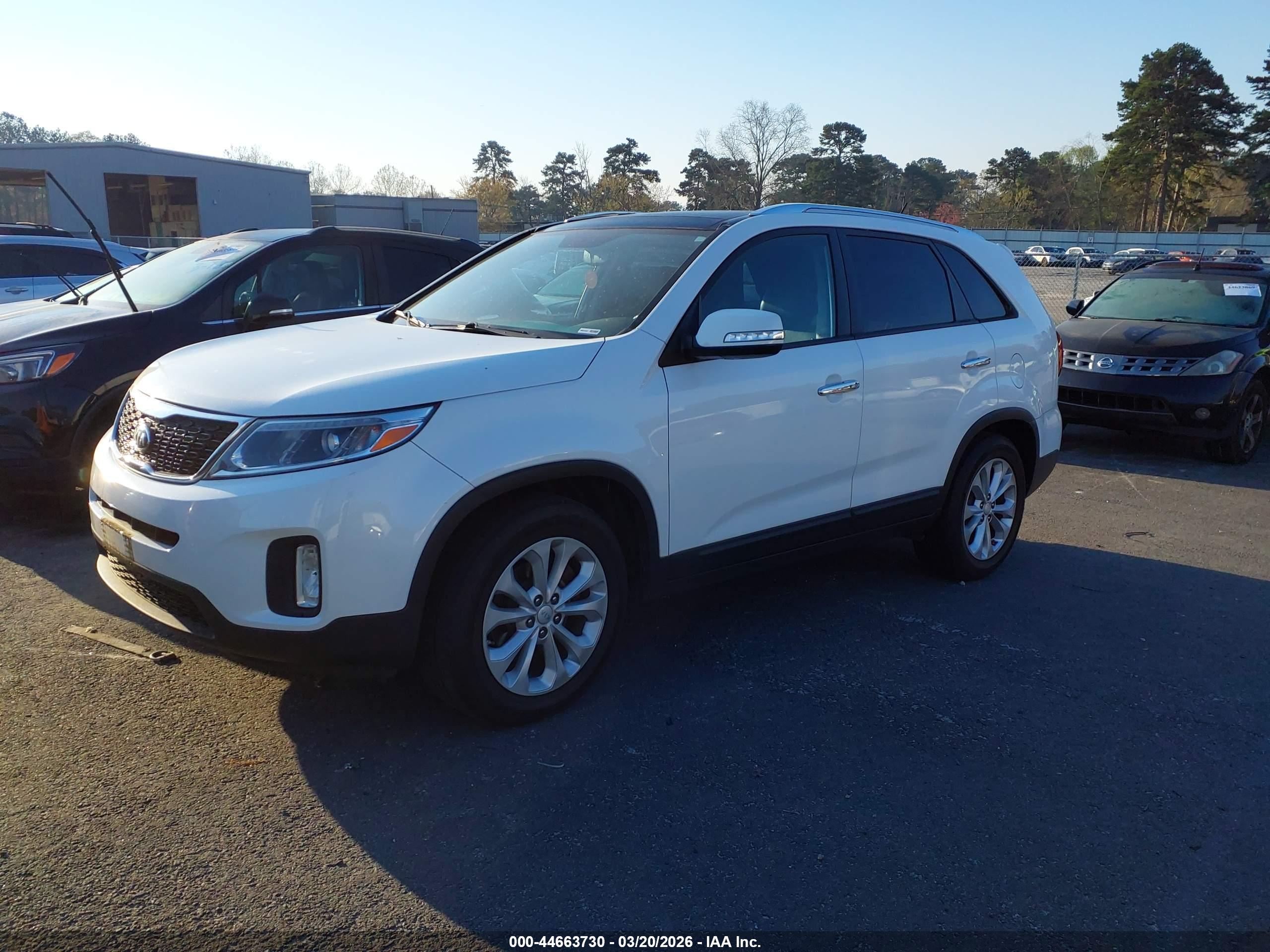 KIA SORENTO image 2