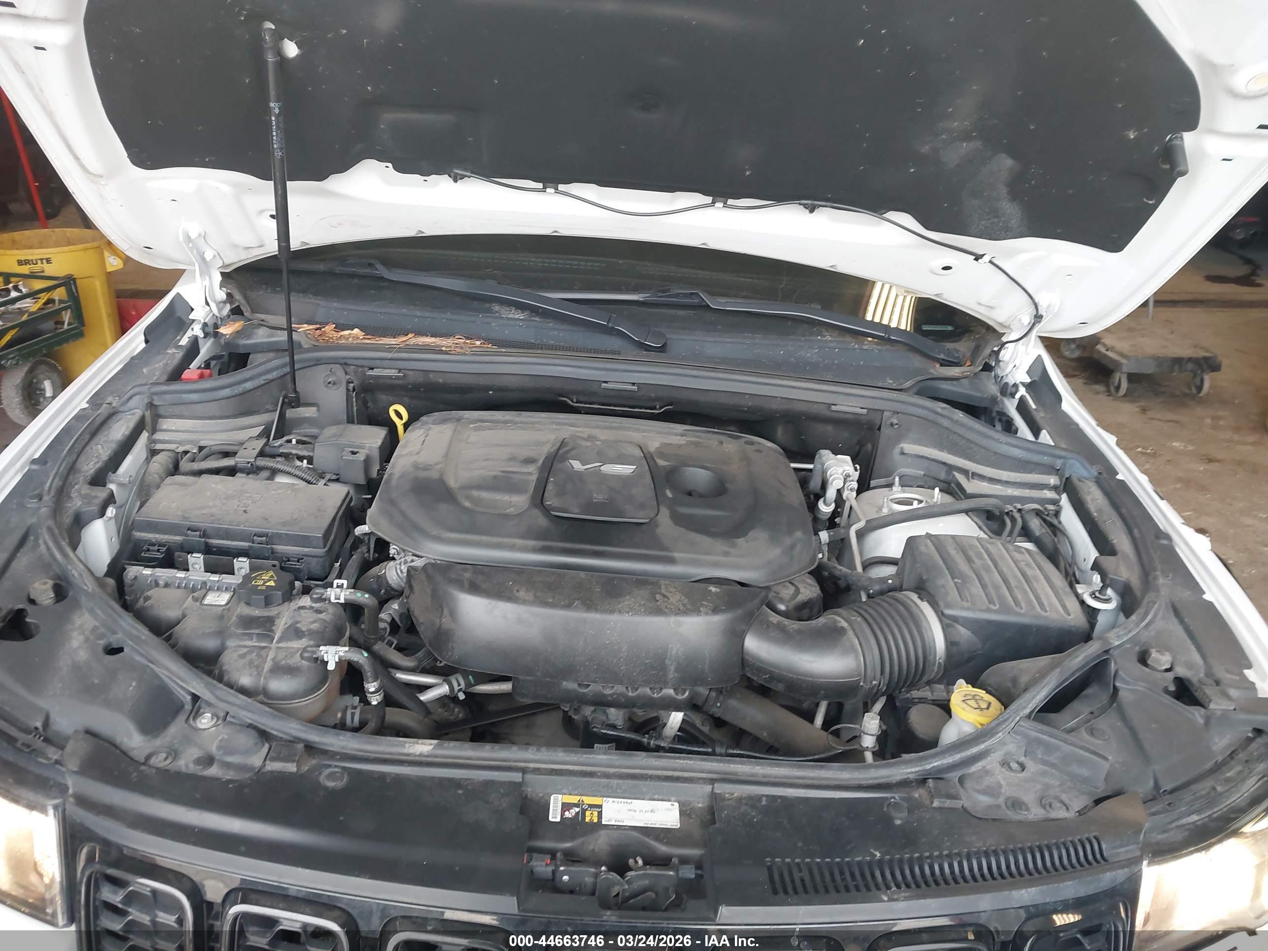 JEEP GRAND image 10