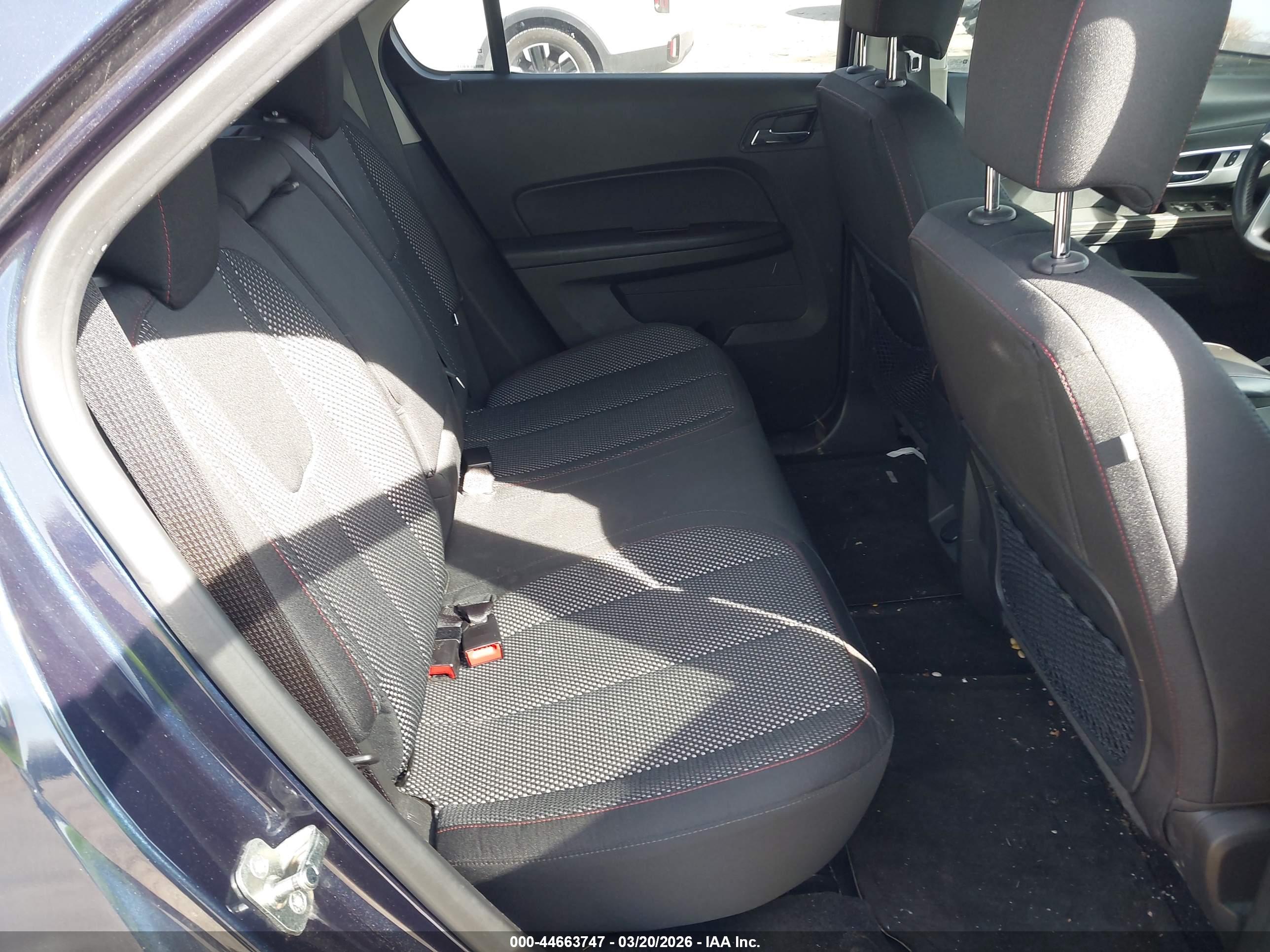 CHEVROLET EQUINOX image 8