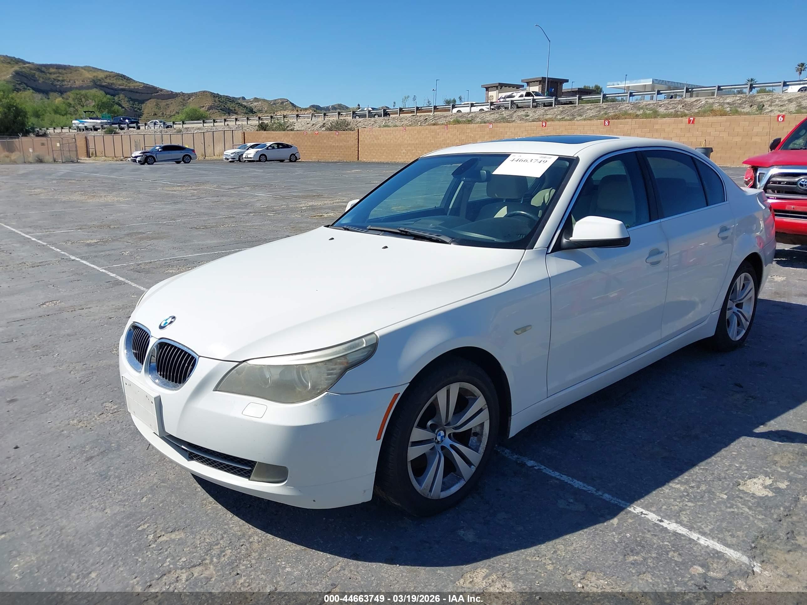 BMW 528I image 2
