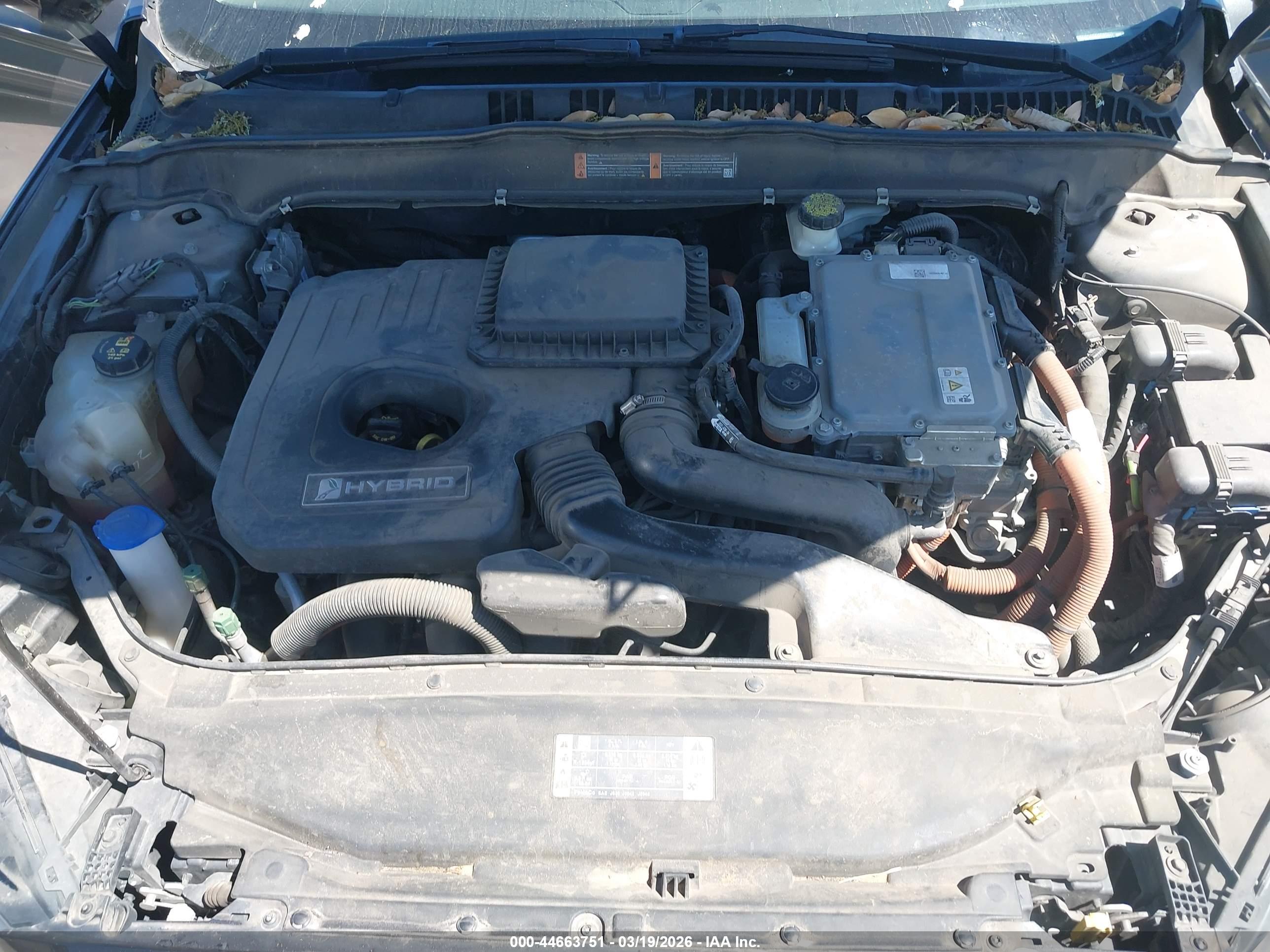 FORD FUSION image 10