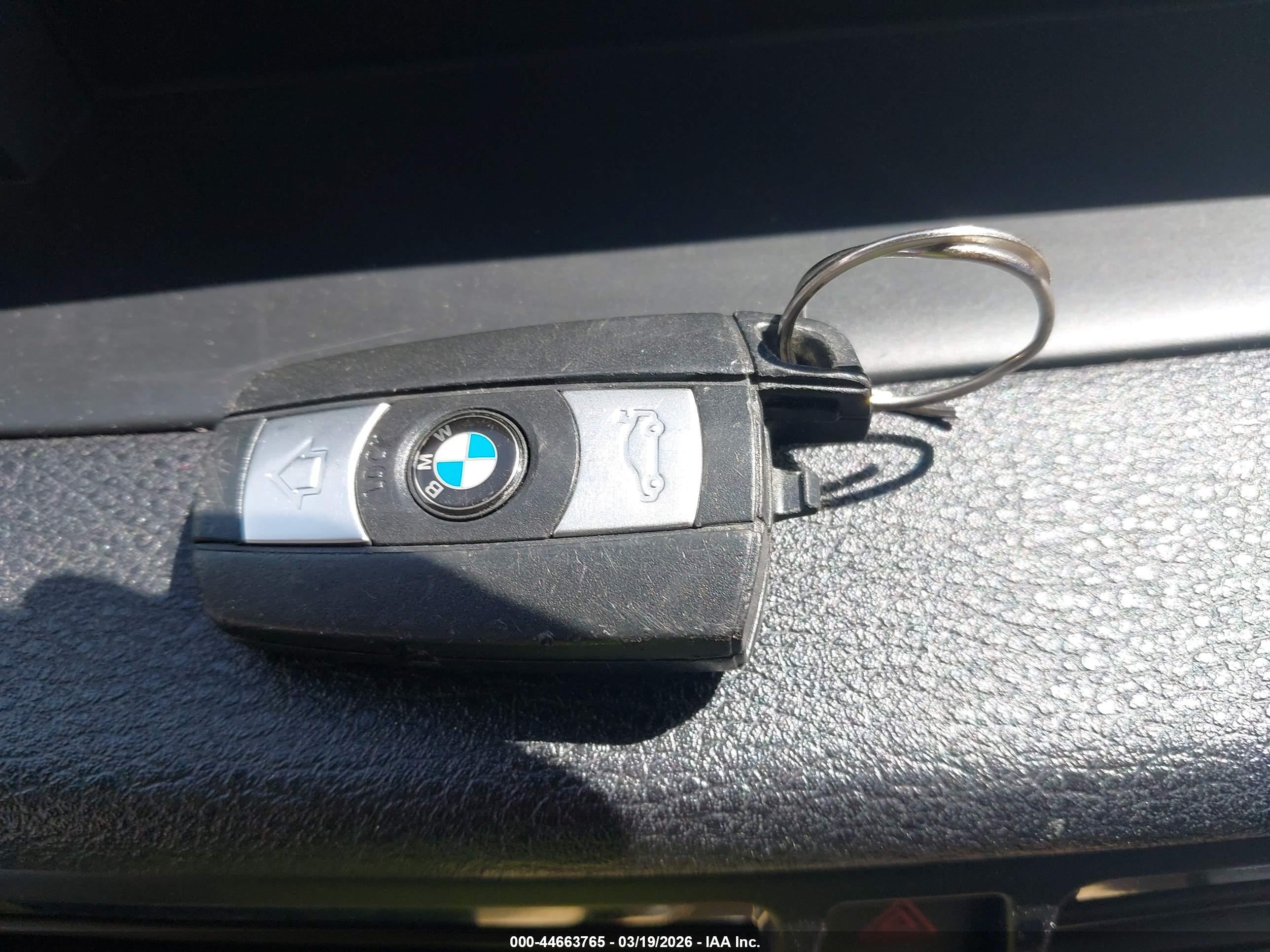 BMW X1 image 11
