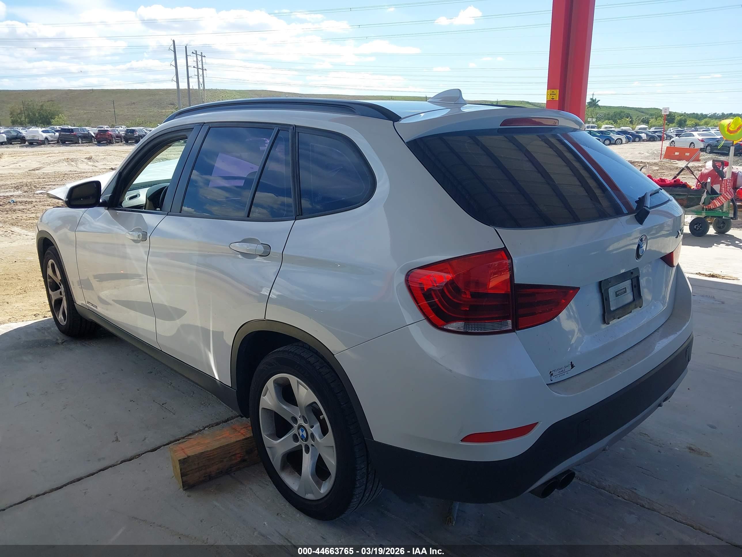 BMW X1 image 3
