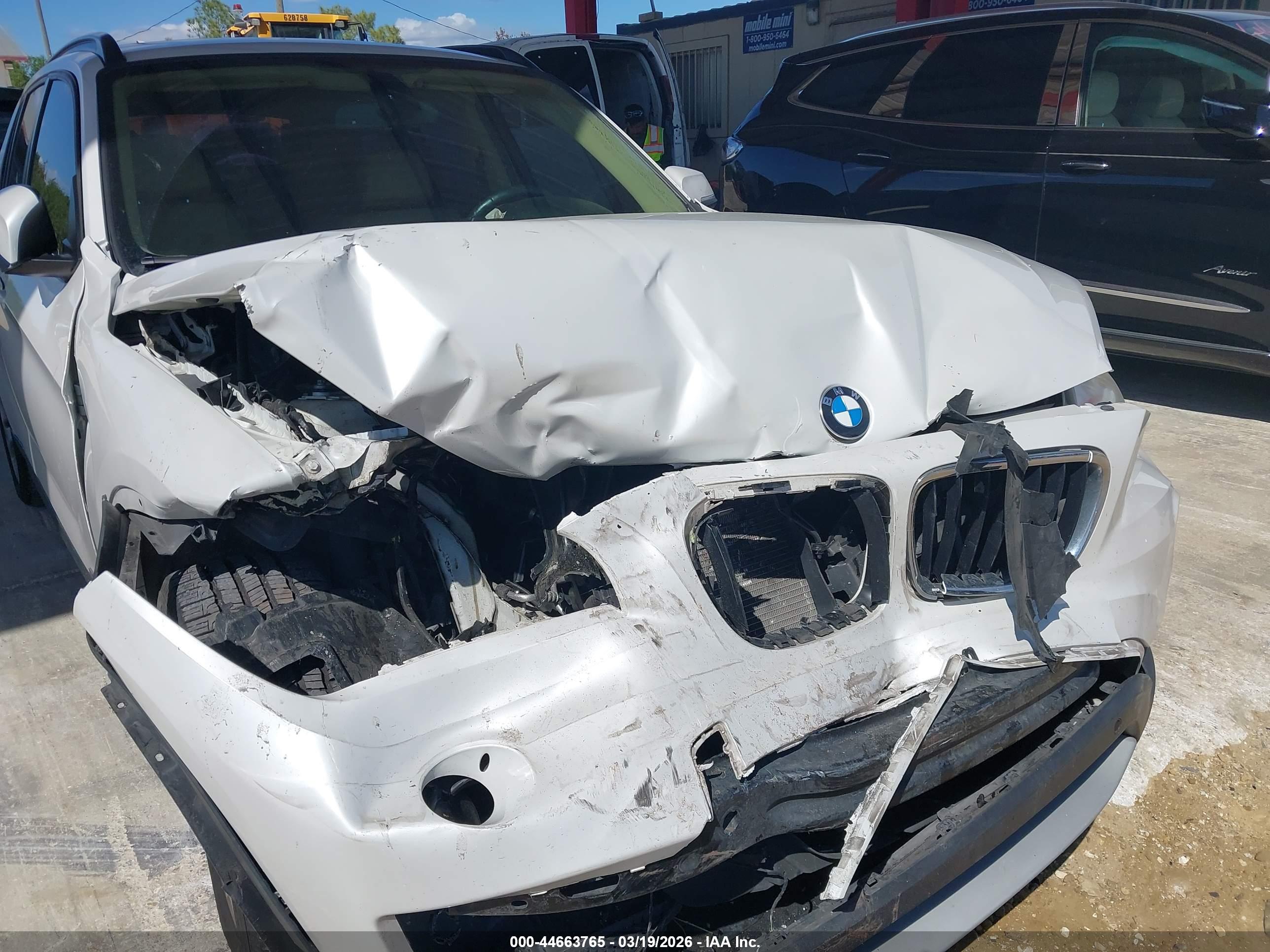 BMW X1 image 6