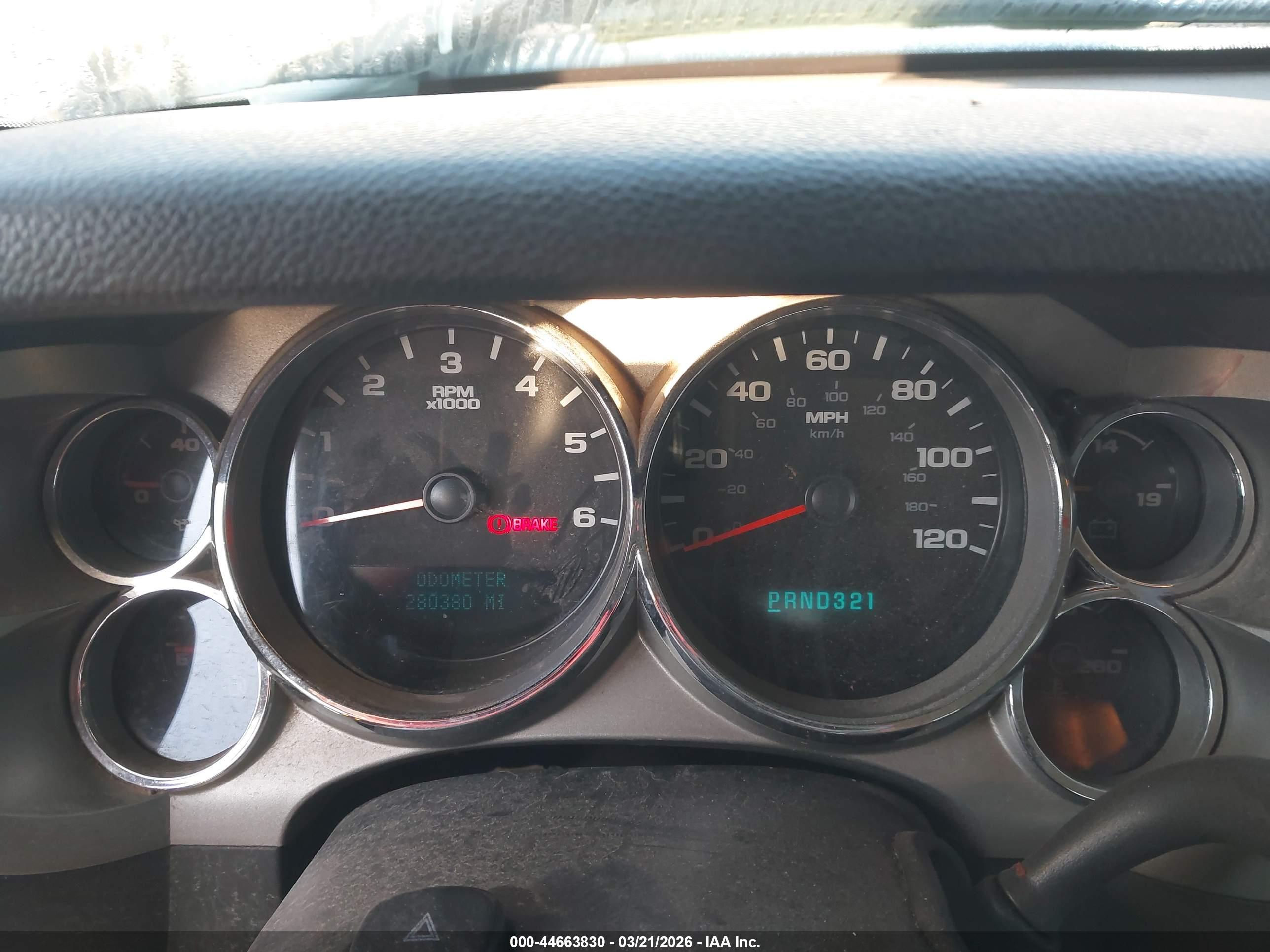 GMC SIERRA image 7