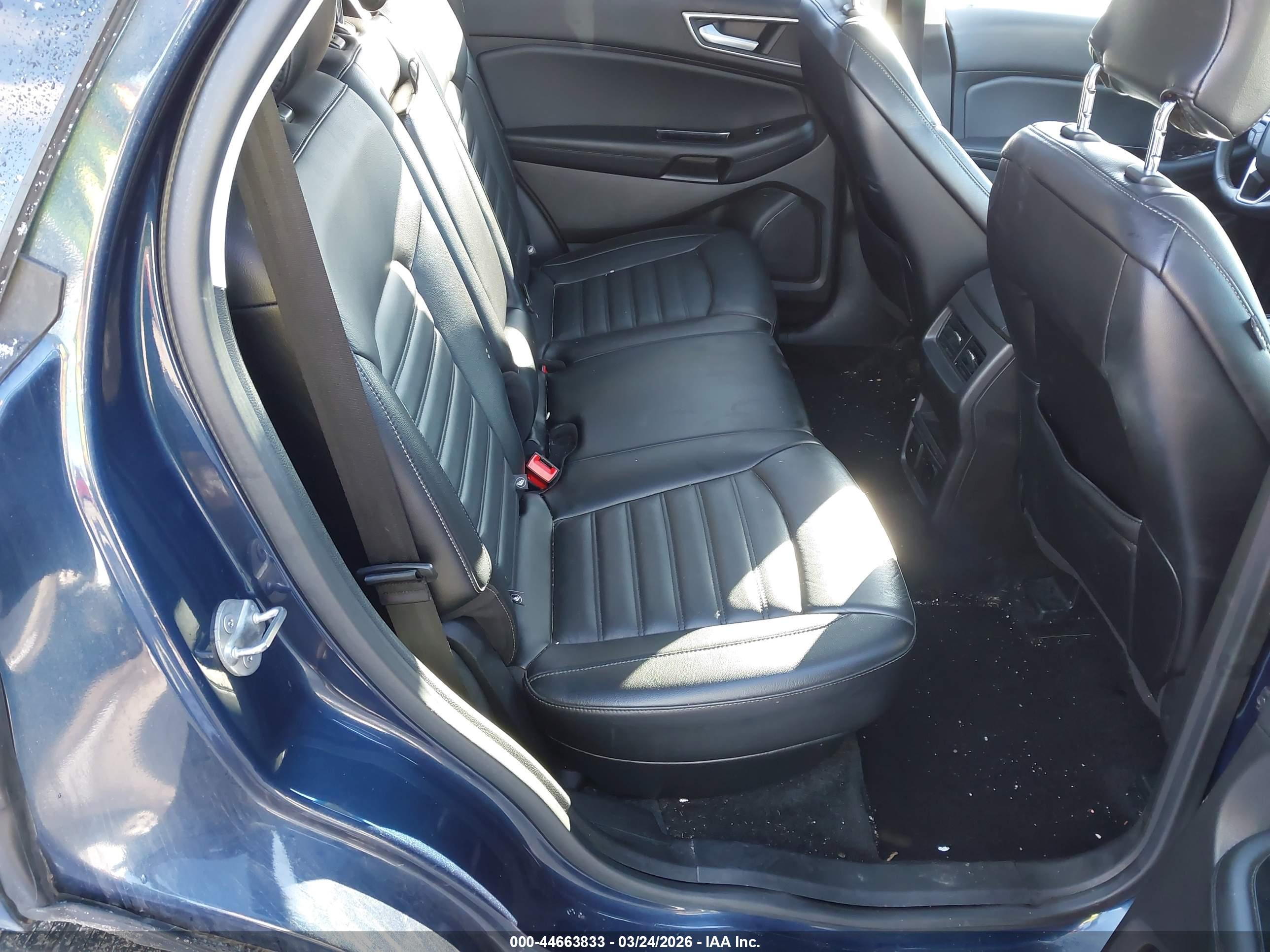 FORD EDGE image 8