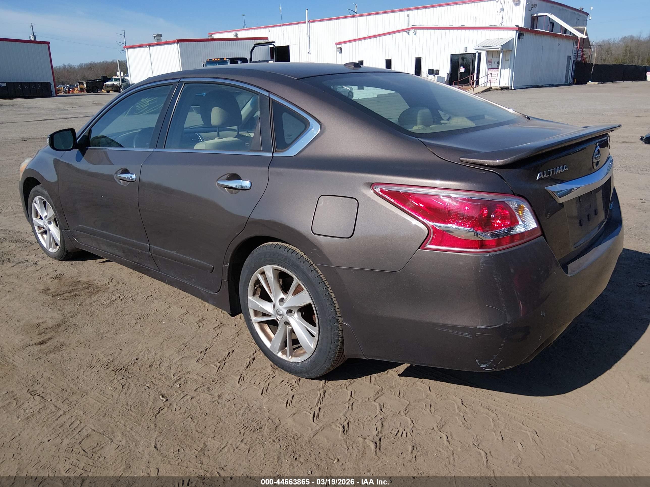 NISSAN ALTIMA image 3