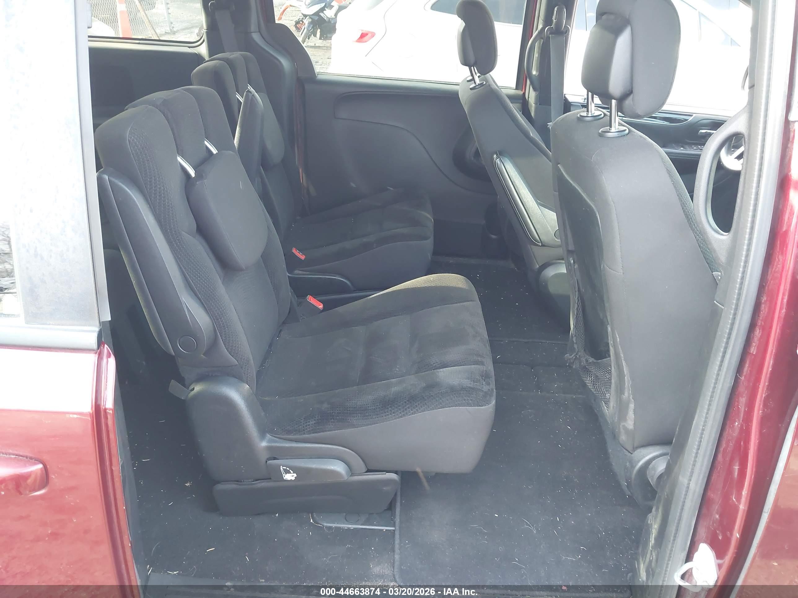 DODGE GRAND image 8