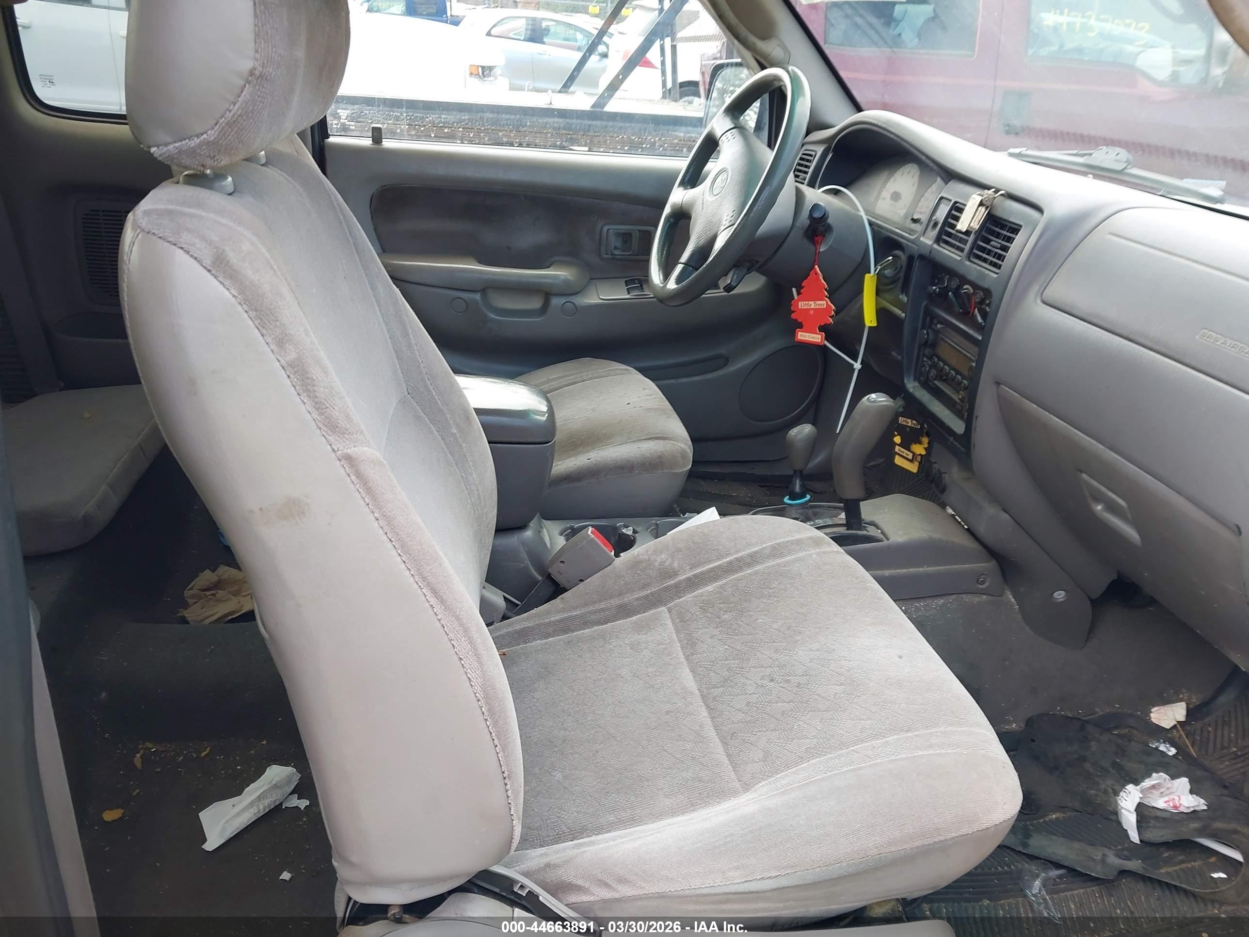 TOYOTA TACOMA image 5