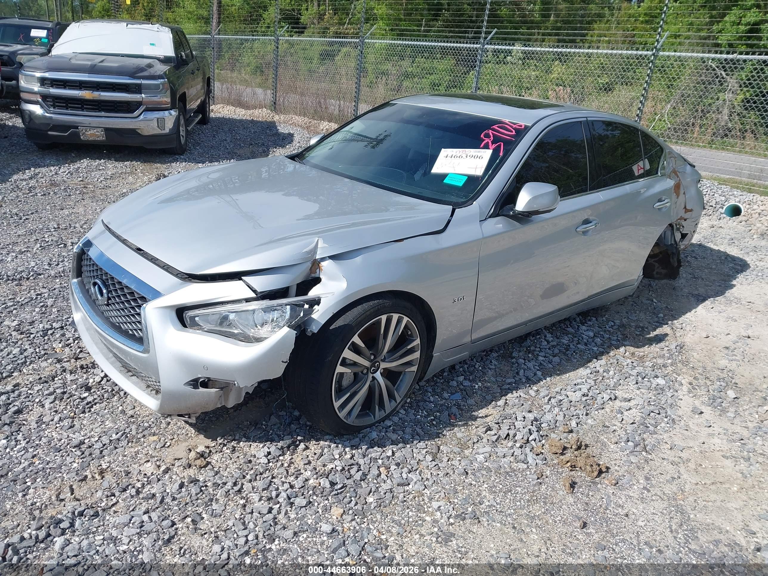 INFINITI Q50 image 2
