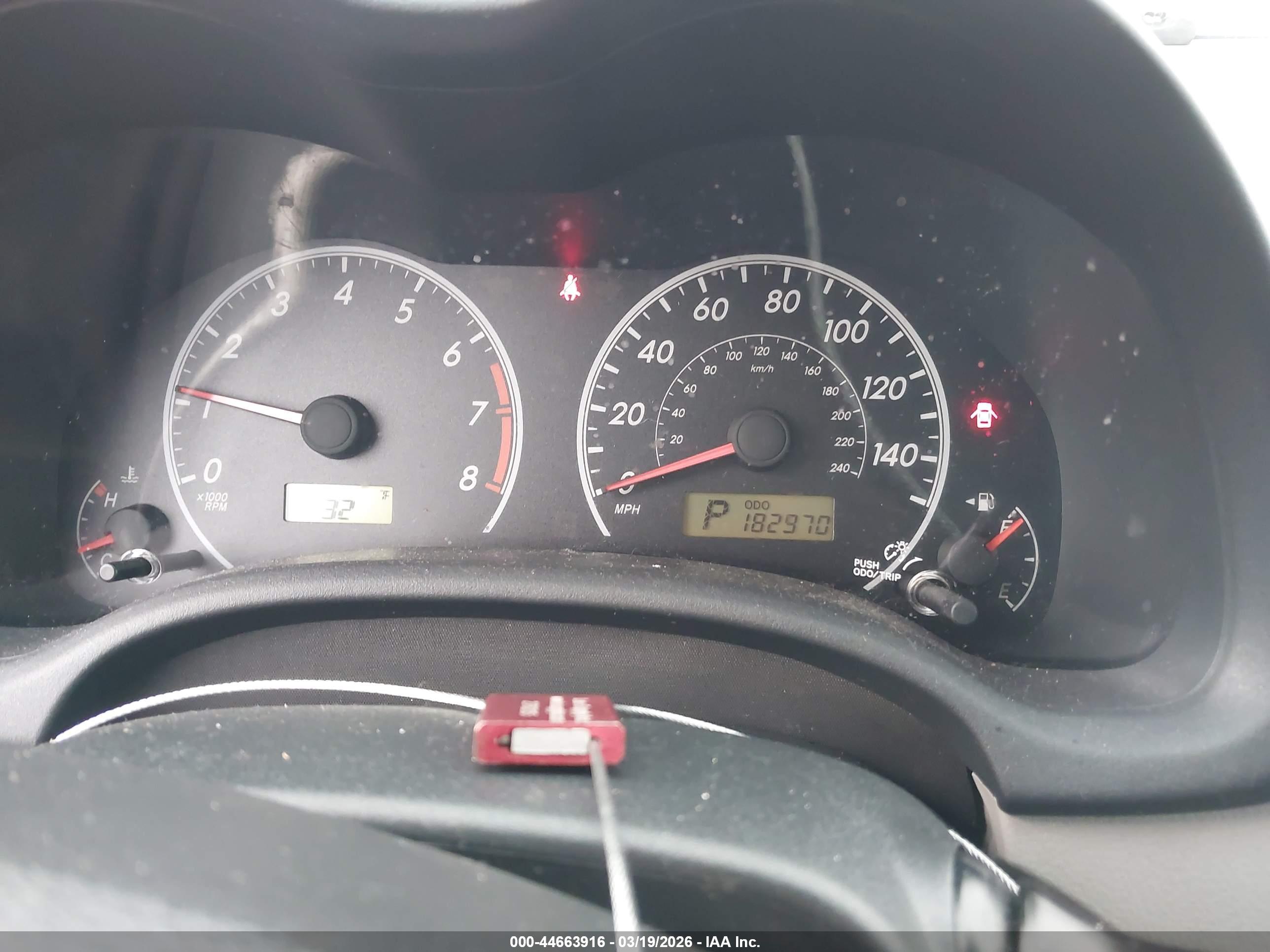 TOYOTA COROLLA image 7