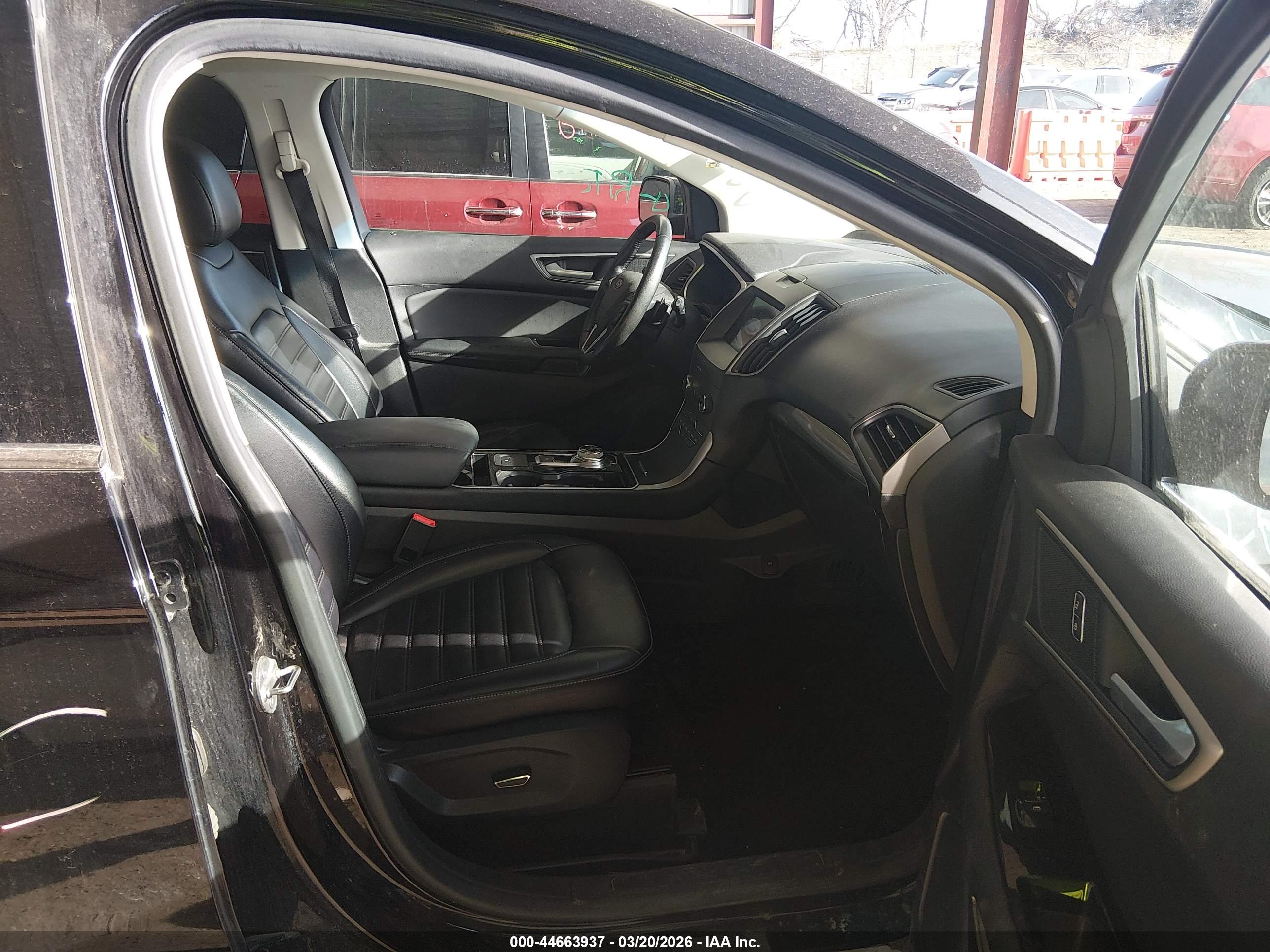 FORD EDGE image 5