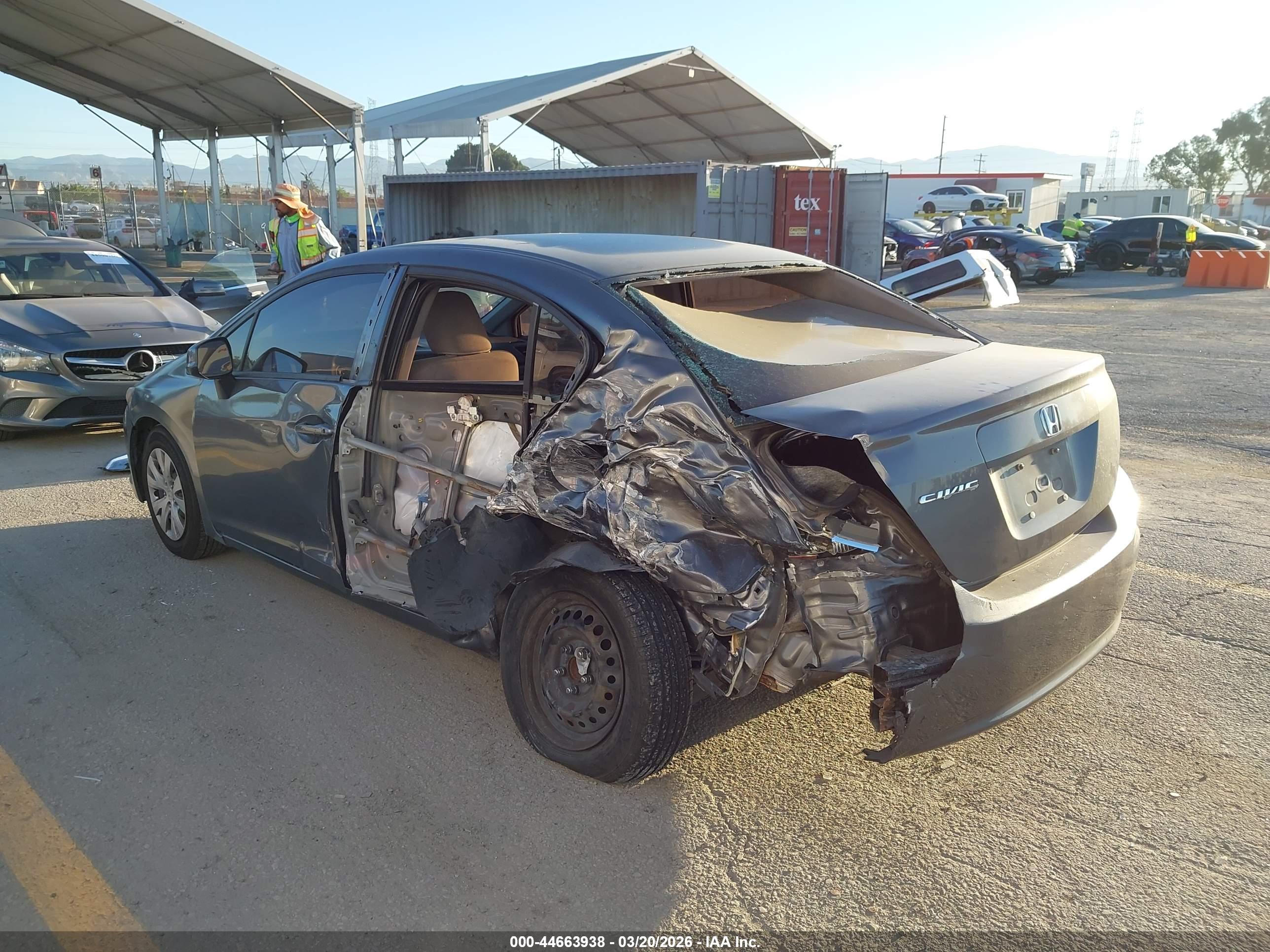 HONDA CIVIC image 3