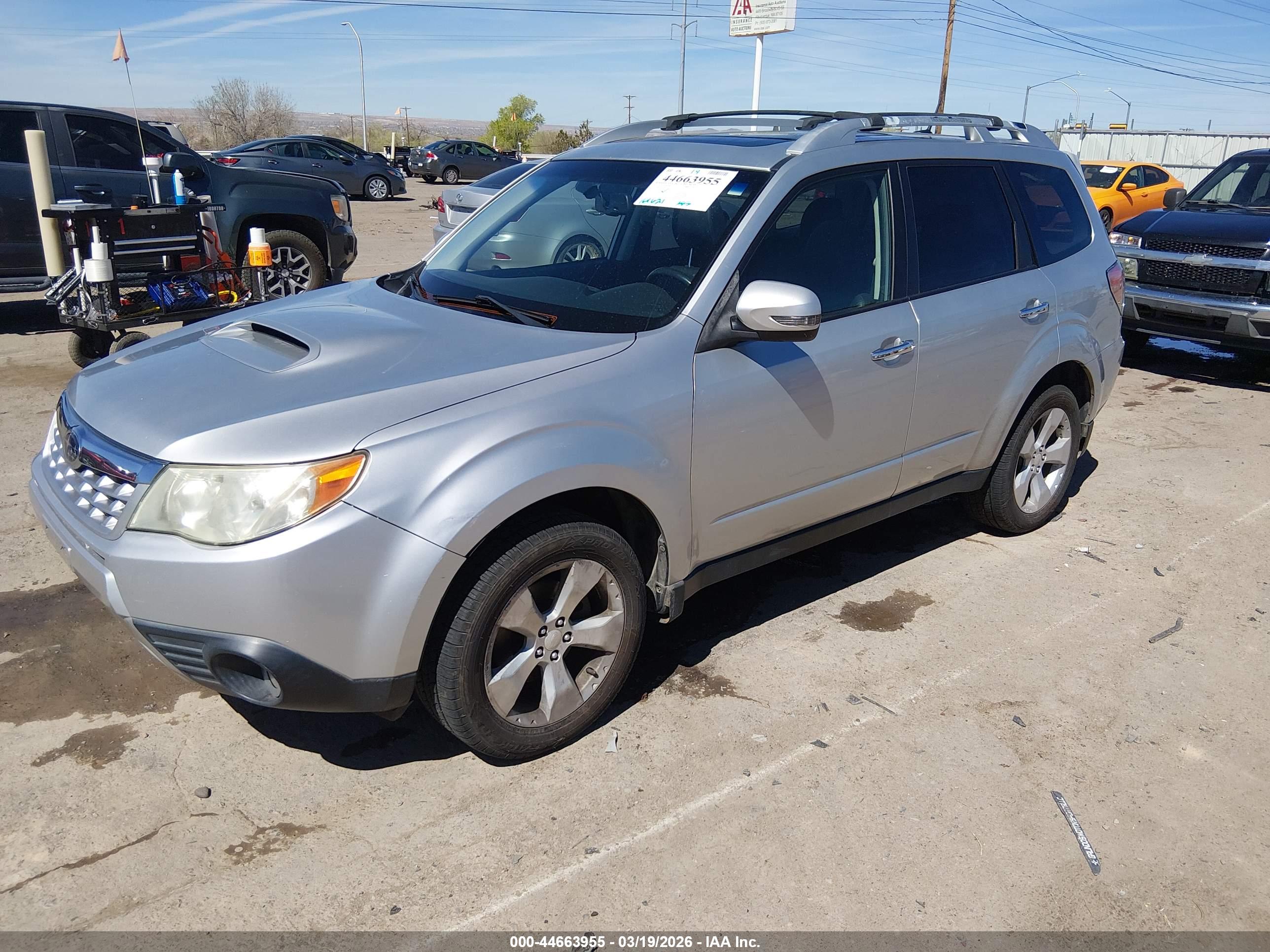 SUBARU FORESTER image 2