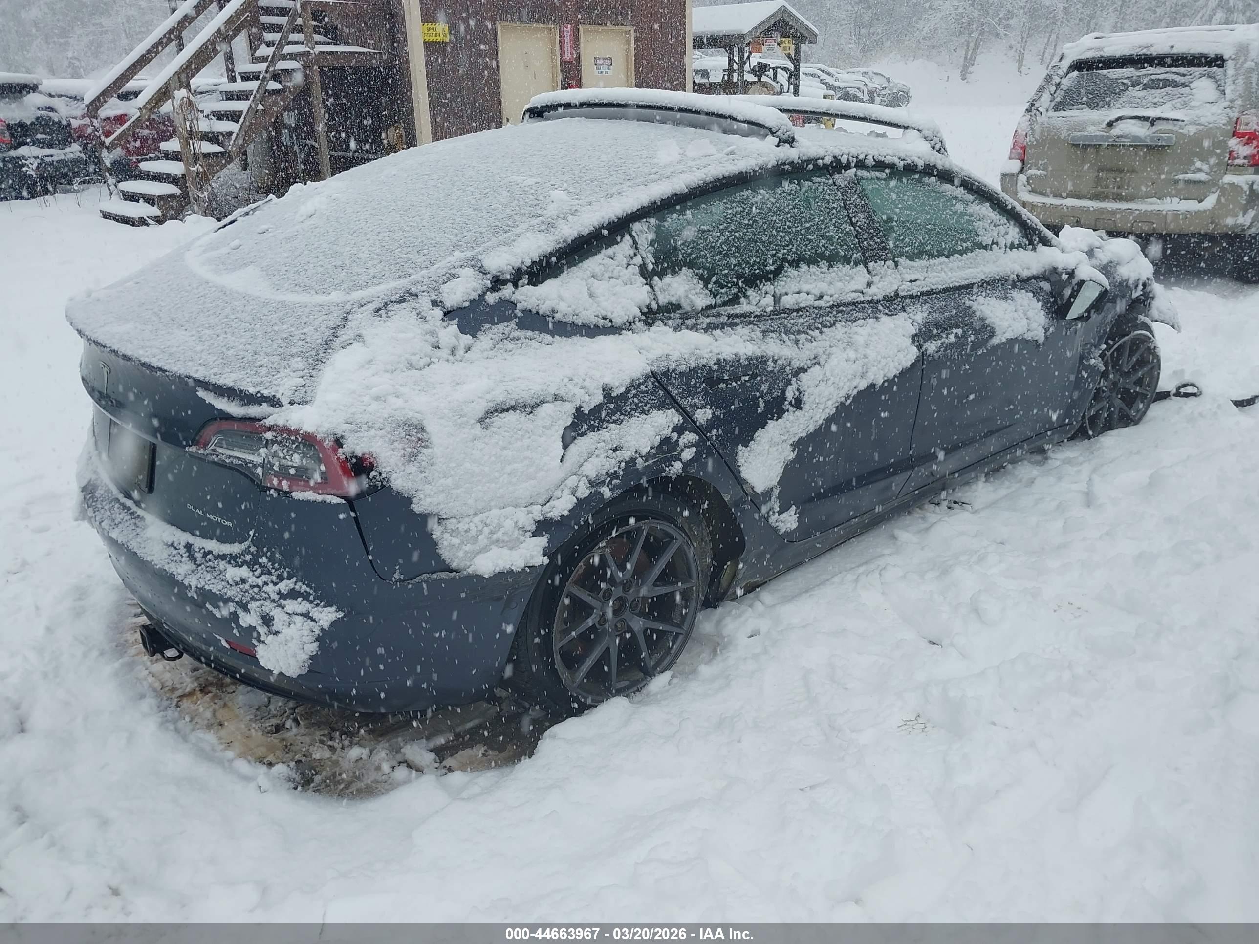 TESLA MODEL image 4