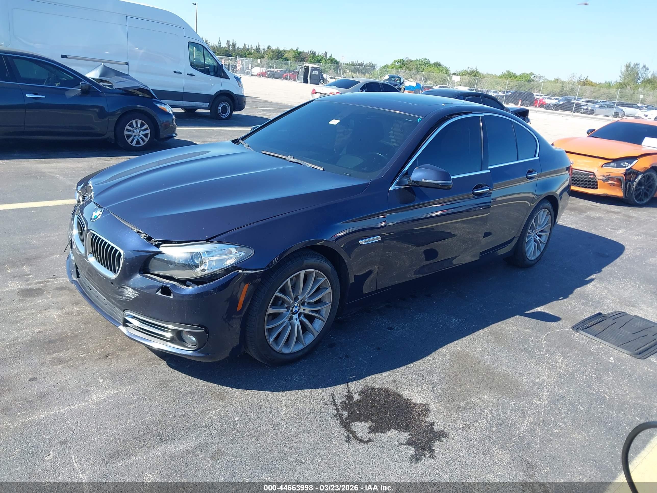 BMW 528I image 2