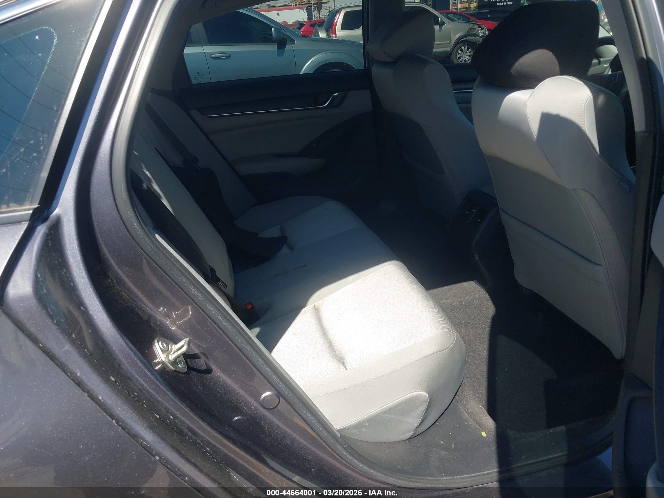 HONDA ACCORD image 8