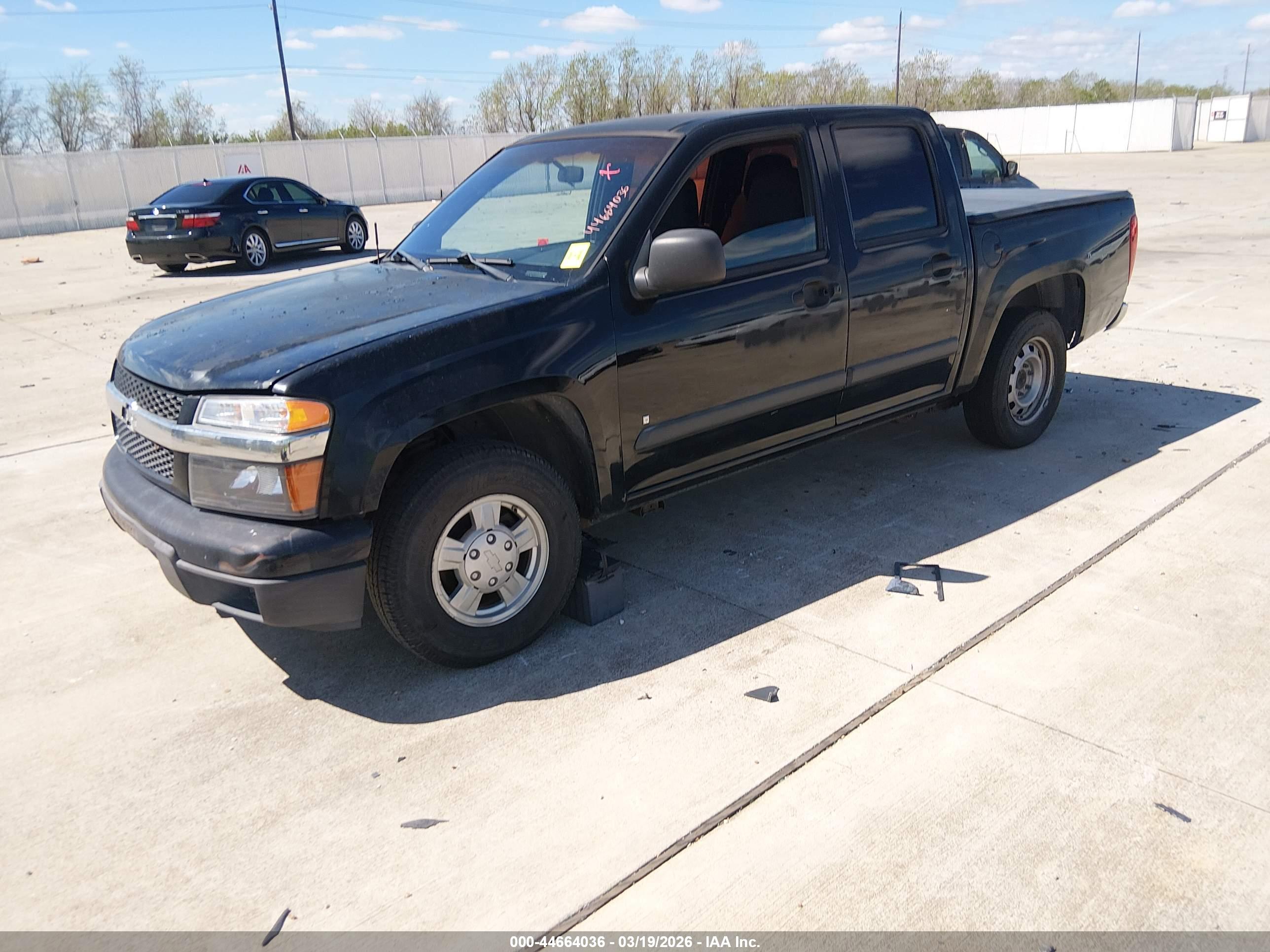 CHEVROLET COLORADO image 2
