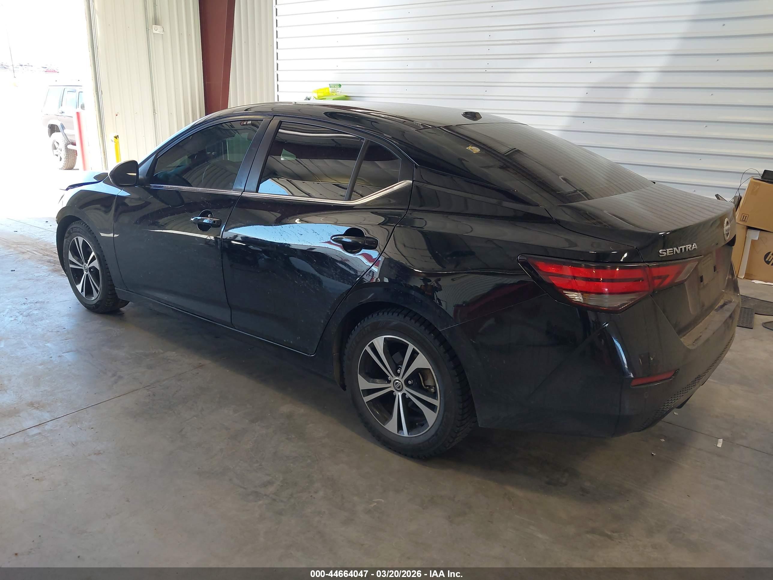 NISSAN SENTRA image 3