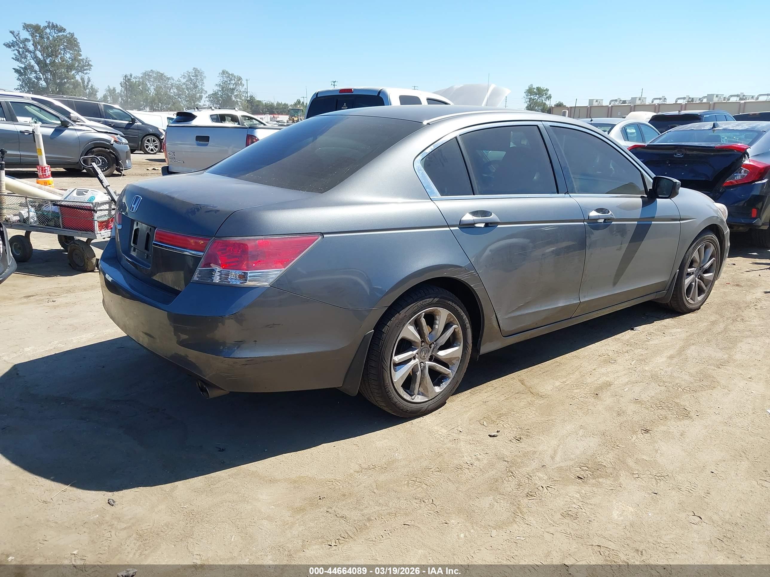 HONDA ACCORD image 4
