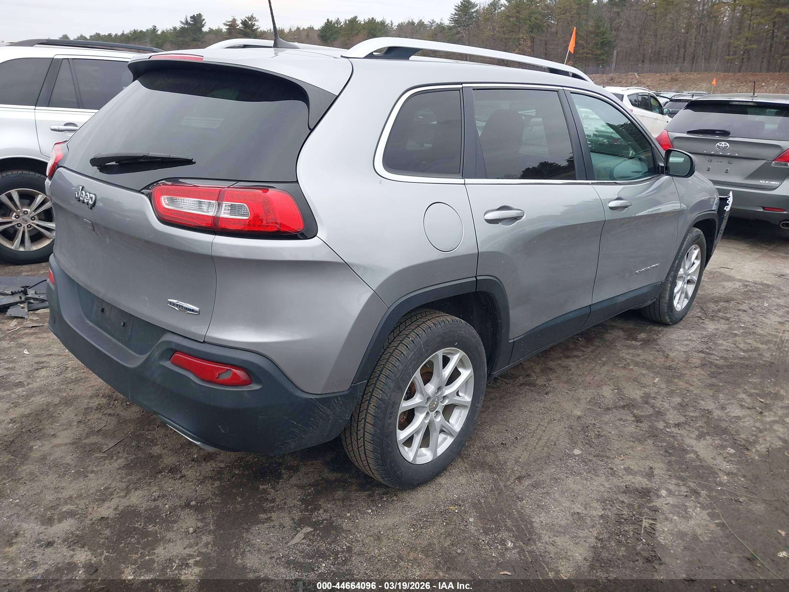 JEEP CHEROKEE image 4