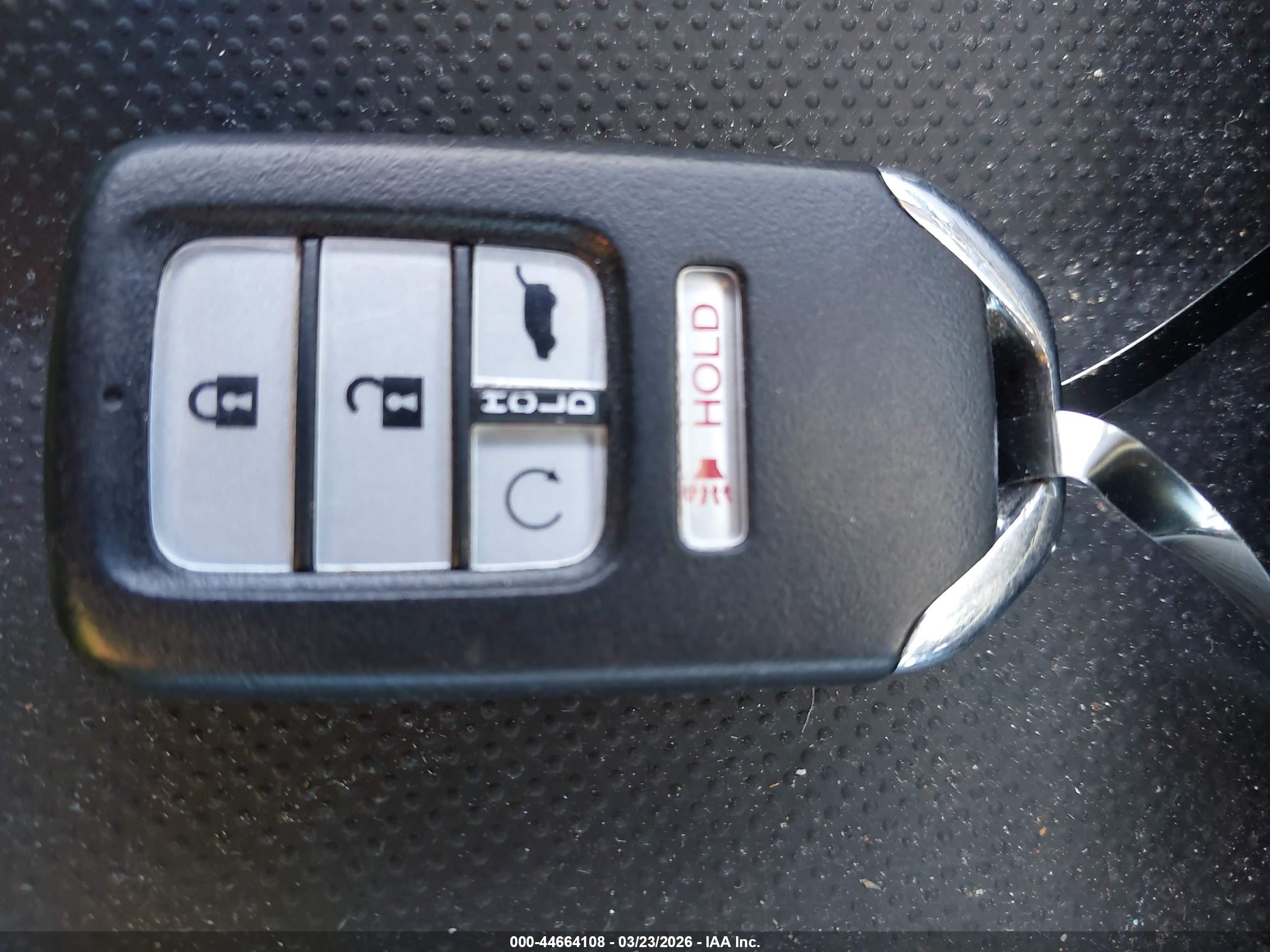 HONDA CR-V image 11