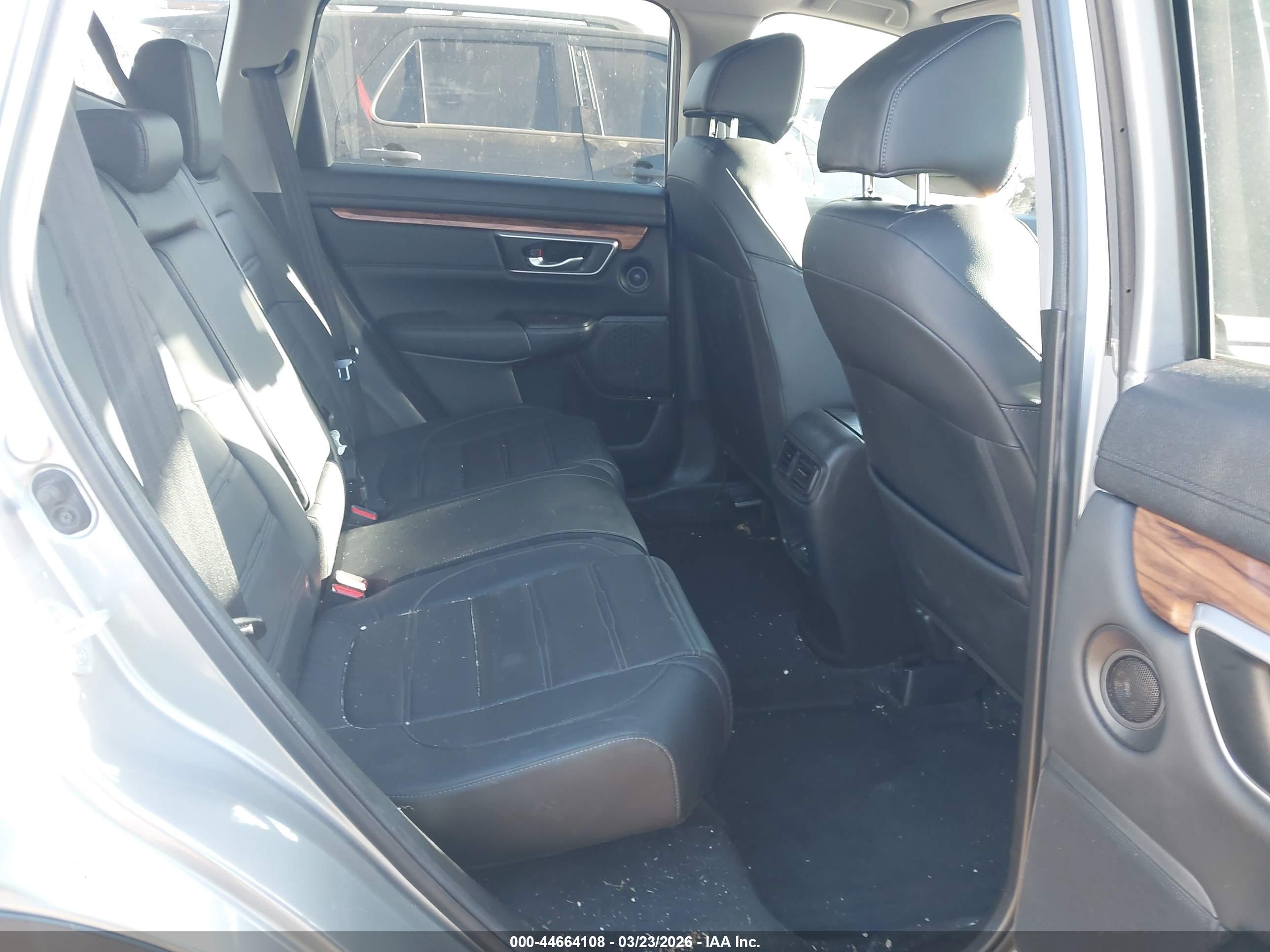 HONDA CR-V image 8