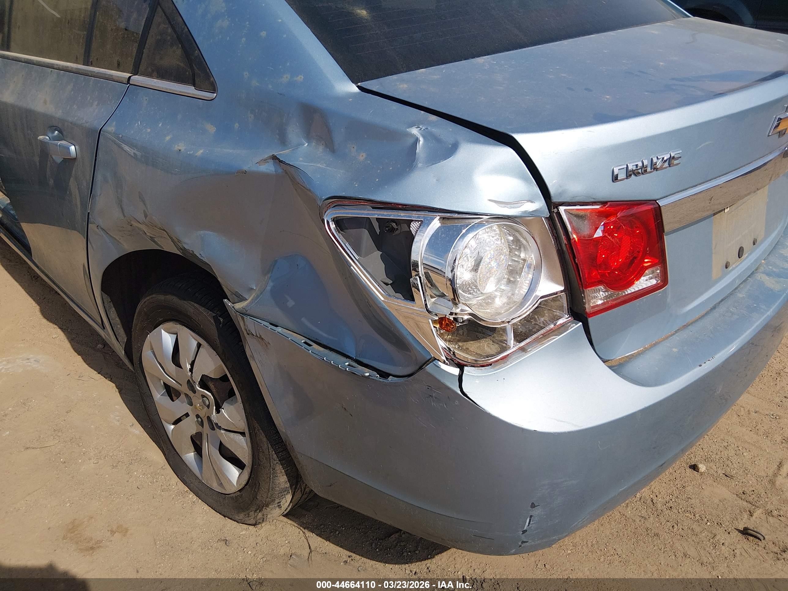 CHEVROLET CRUZE image 6