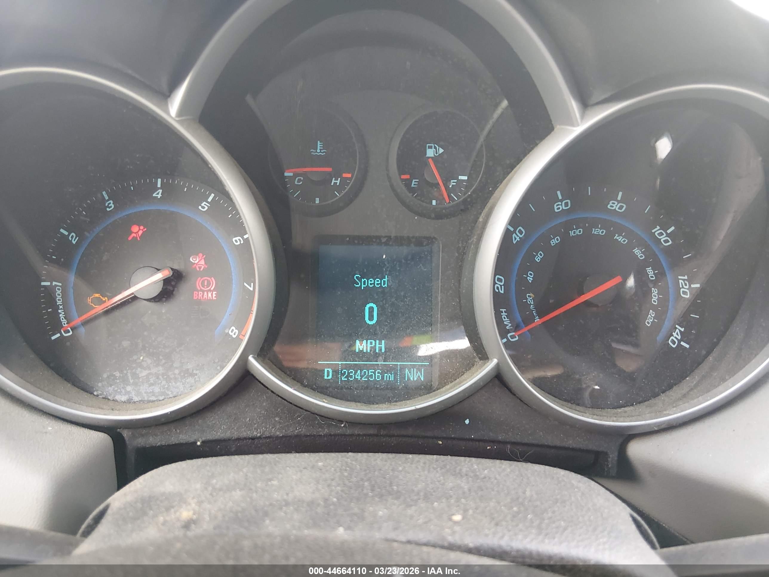 CHEVROLET CRUZE image 7