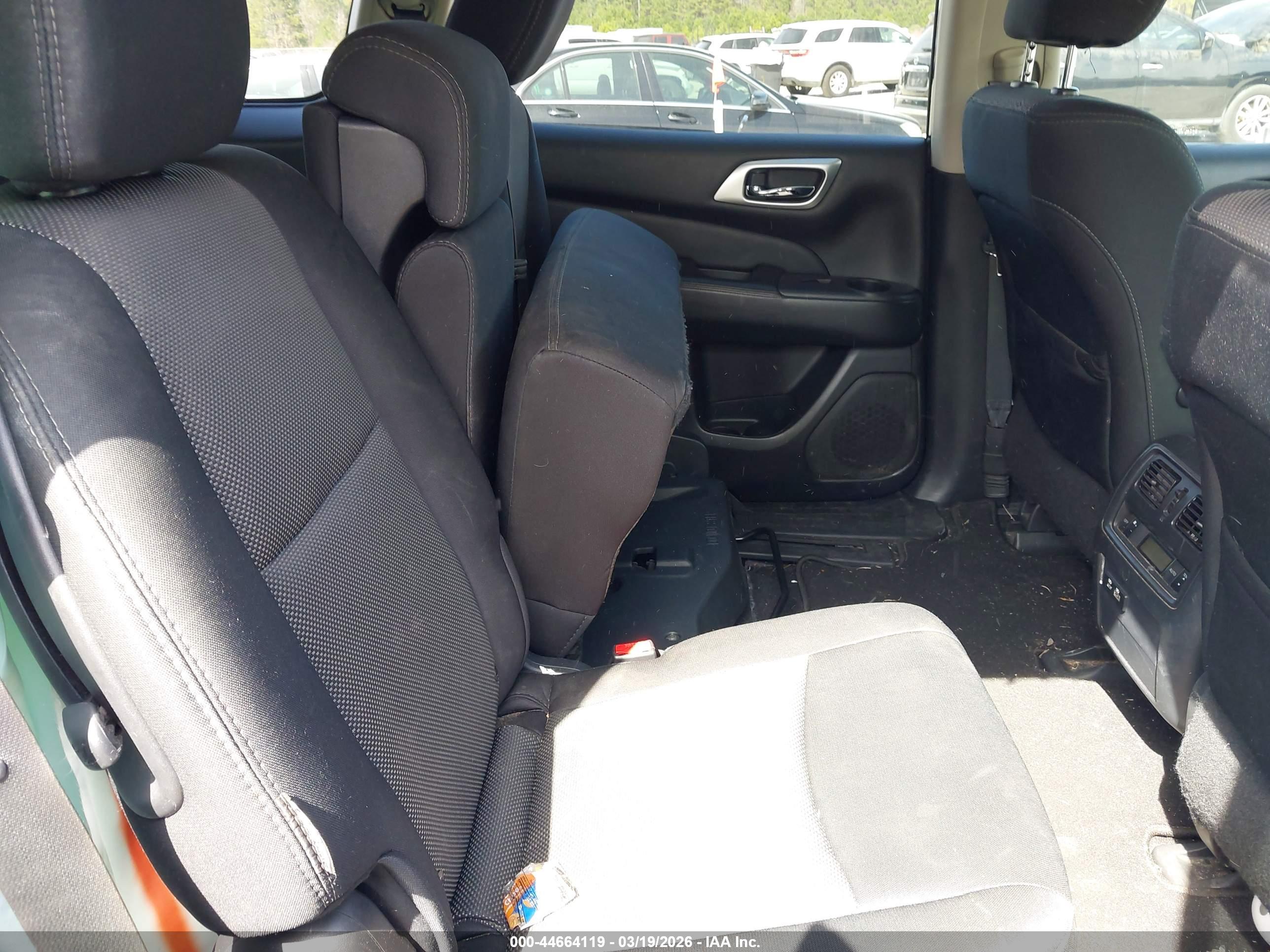 NISSAN PATHFINDER image 8