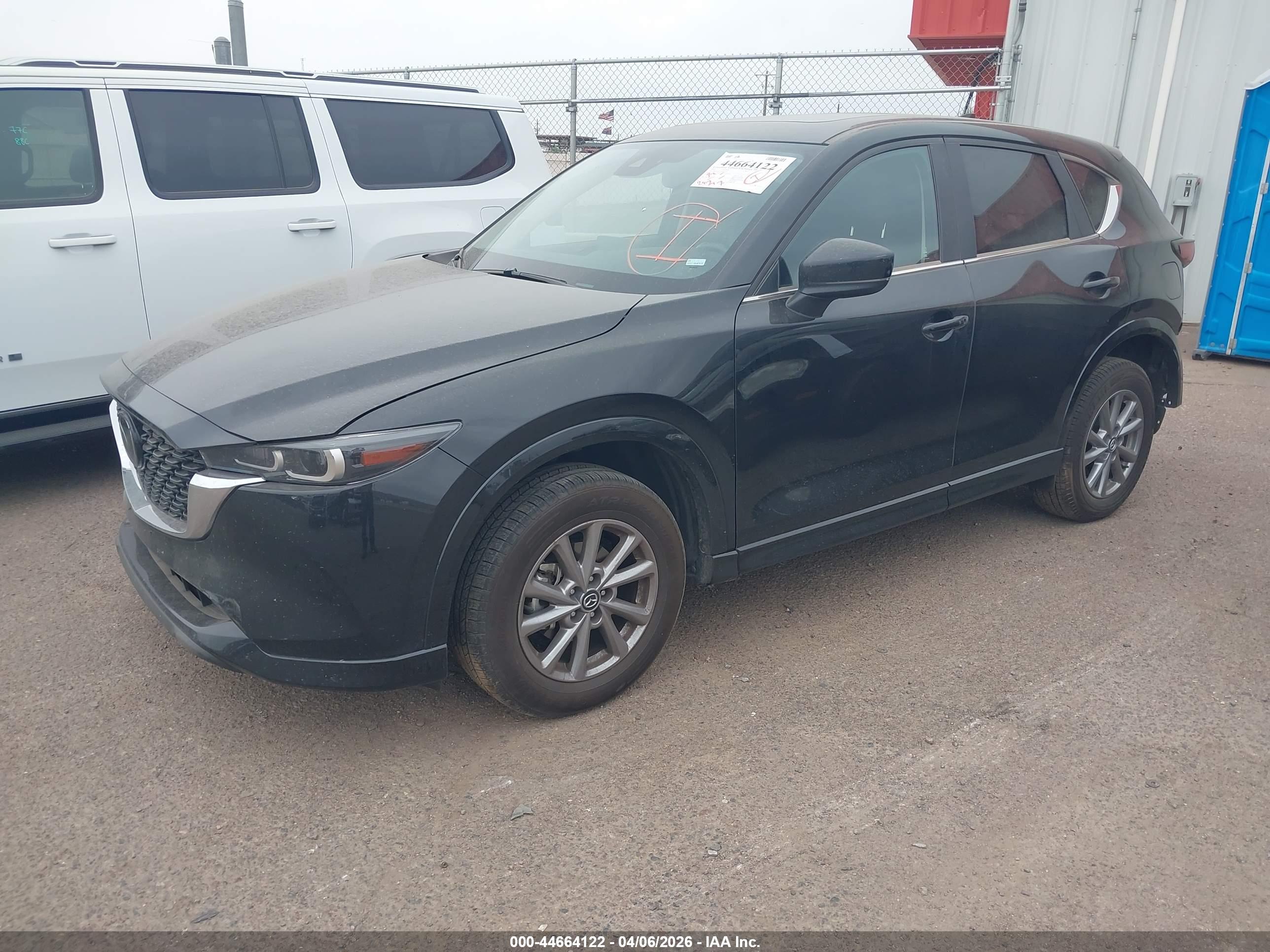 MAZDA CX-5 image 2