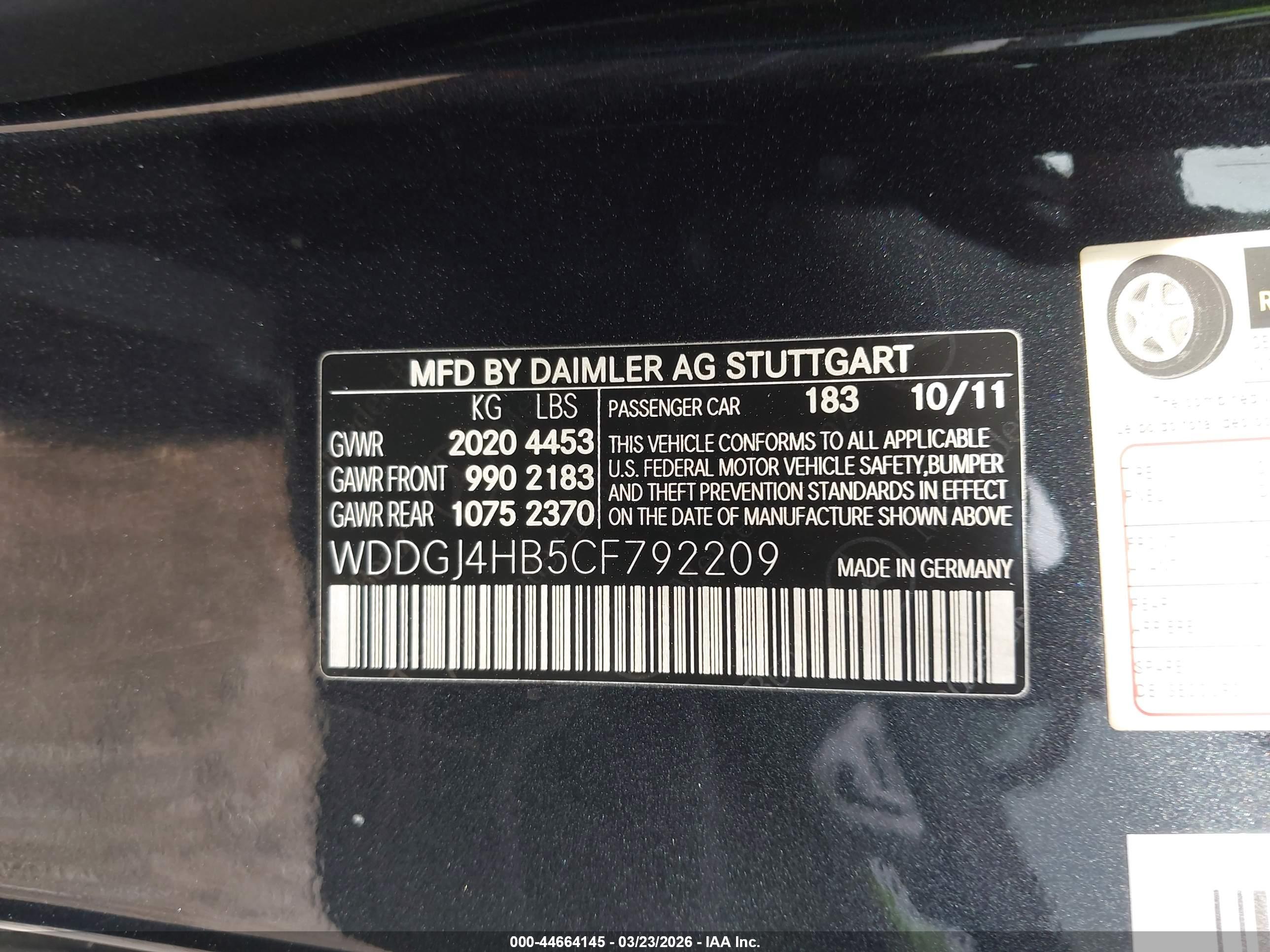 MERCEDES-BENZ C image 9