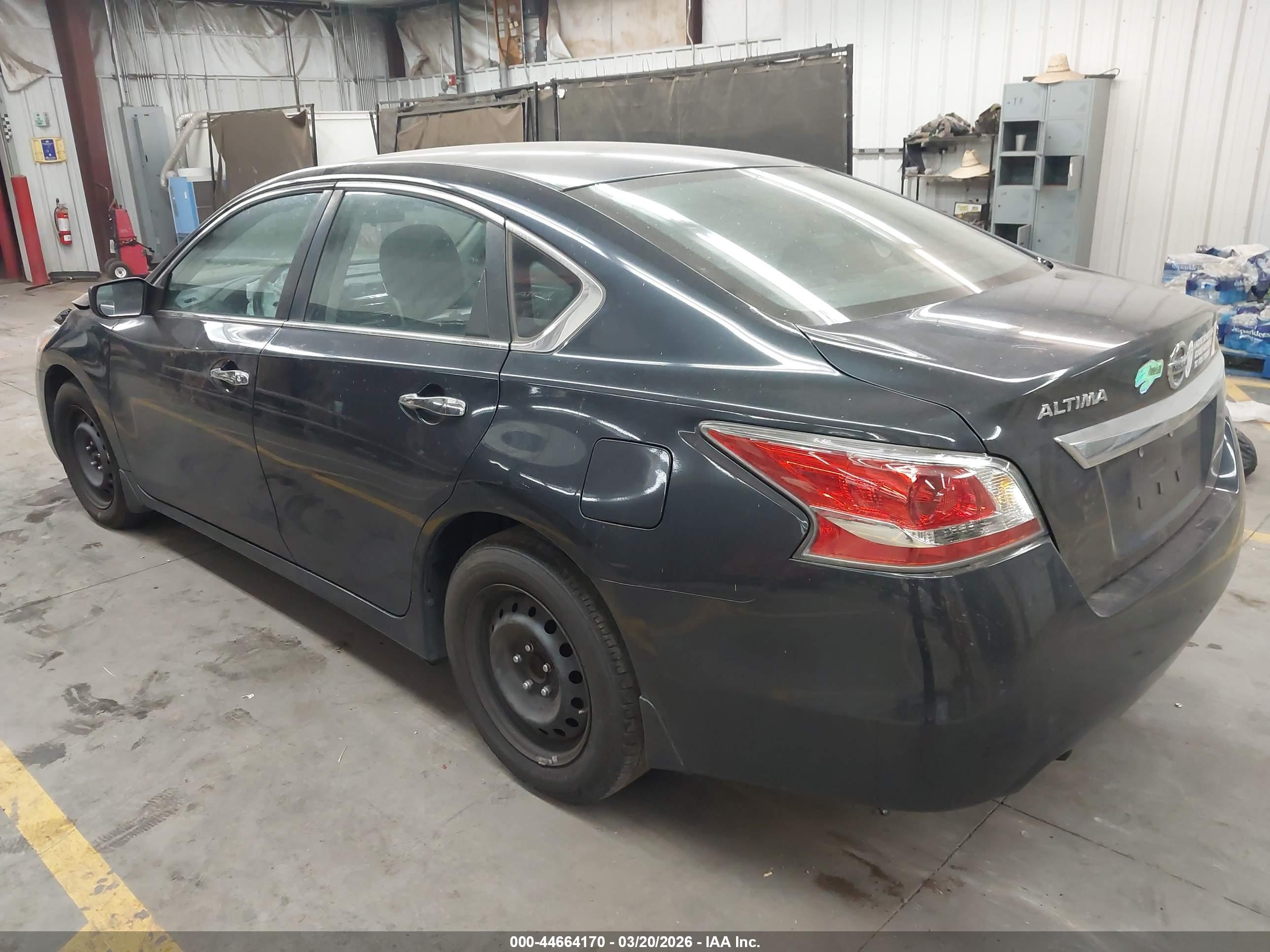 NISSAN ALTIMA image 3