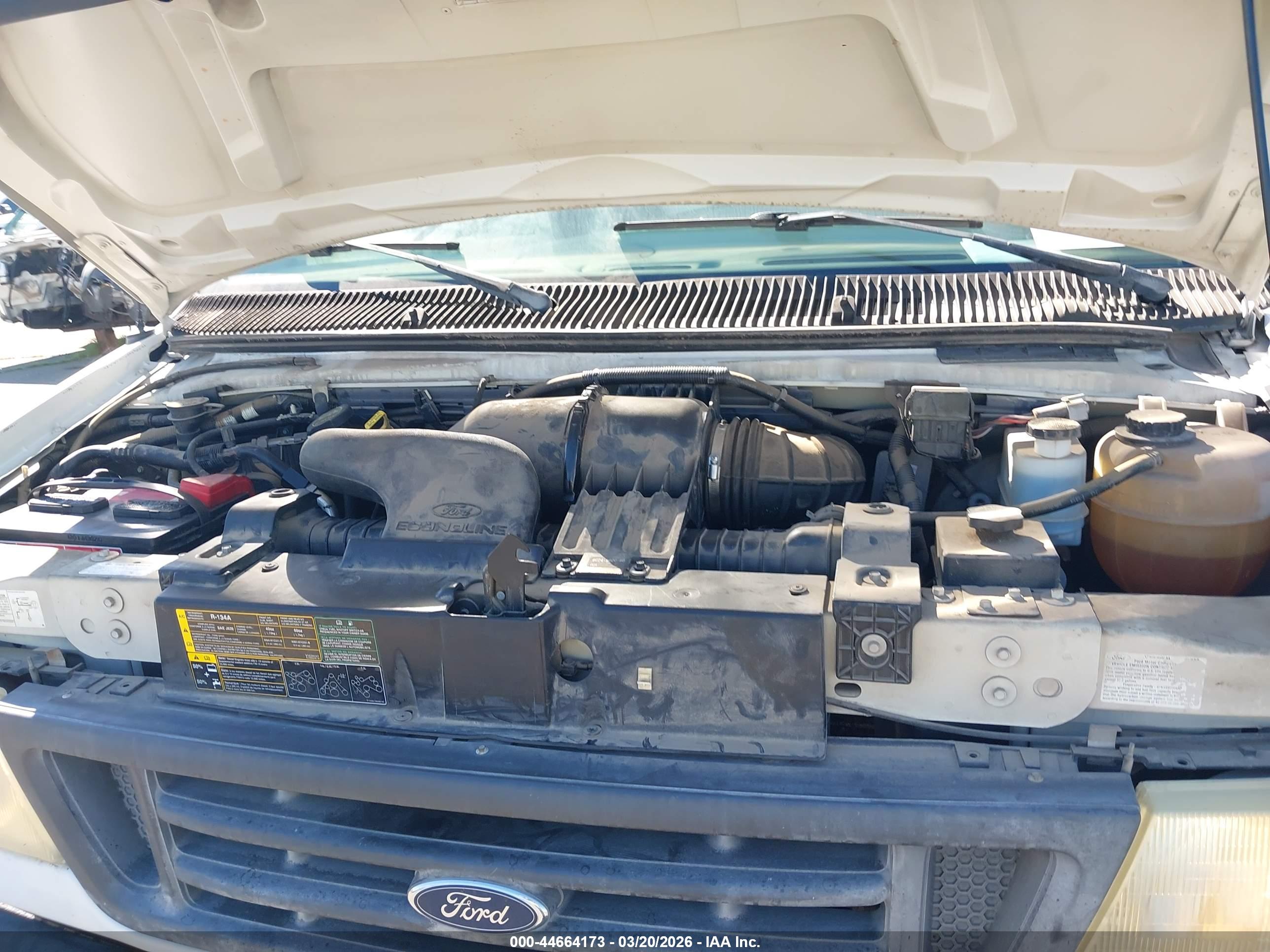 FORD E-350 image 10