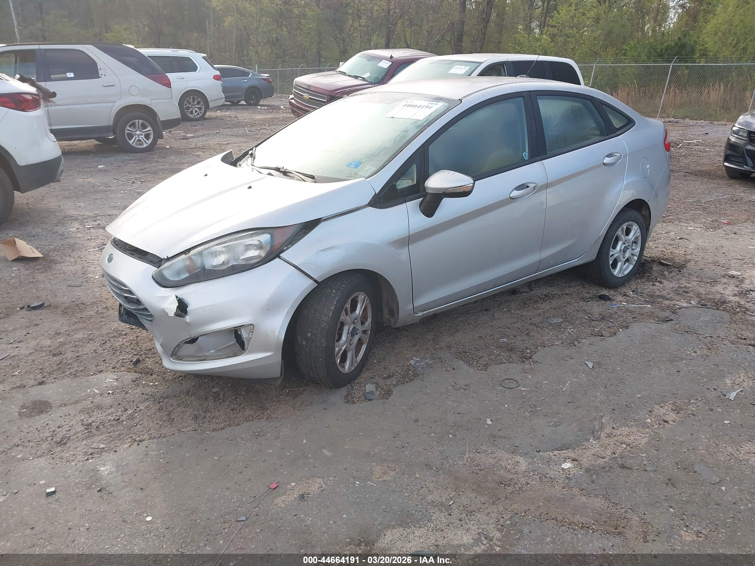 FORD FIESTA image 2