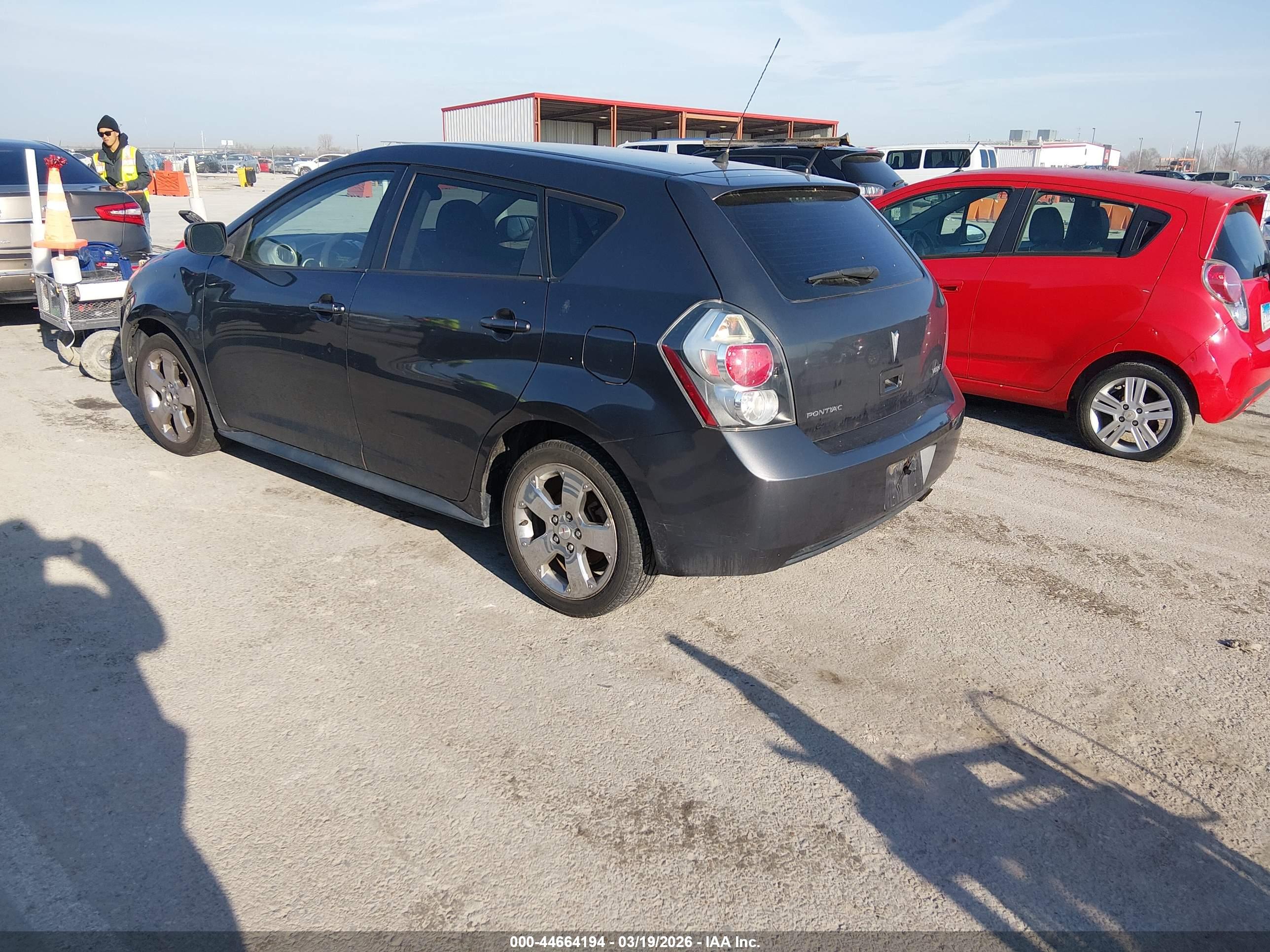 PONTIAC VIBE image 3