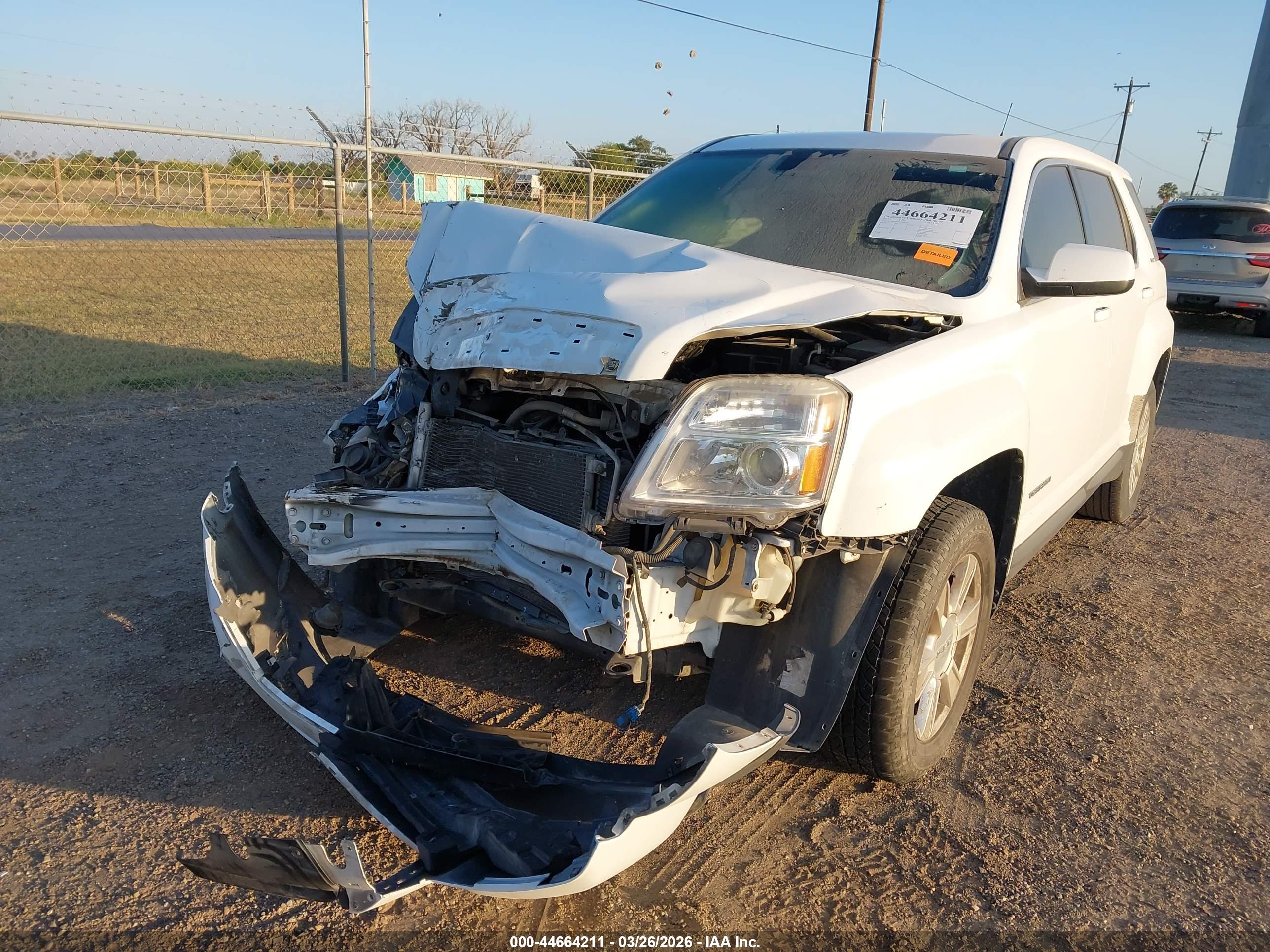 GMC TERRAIN image 6